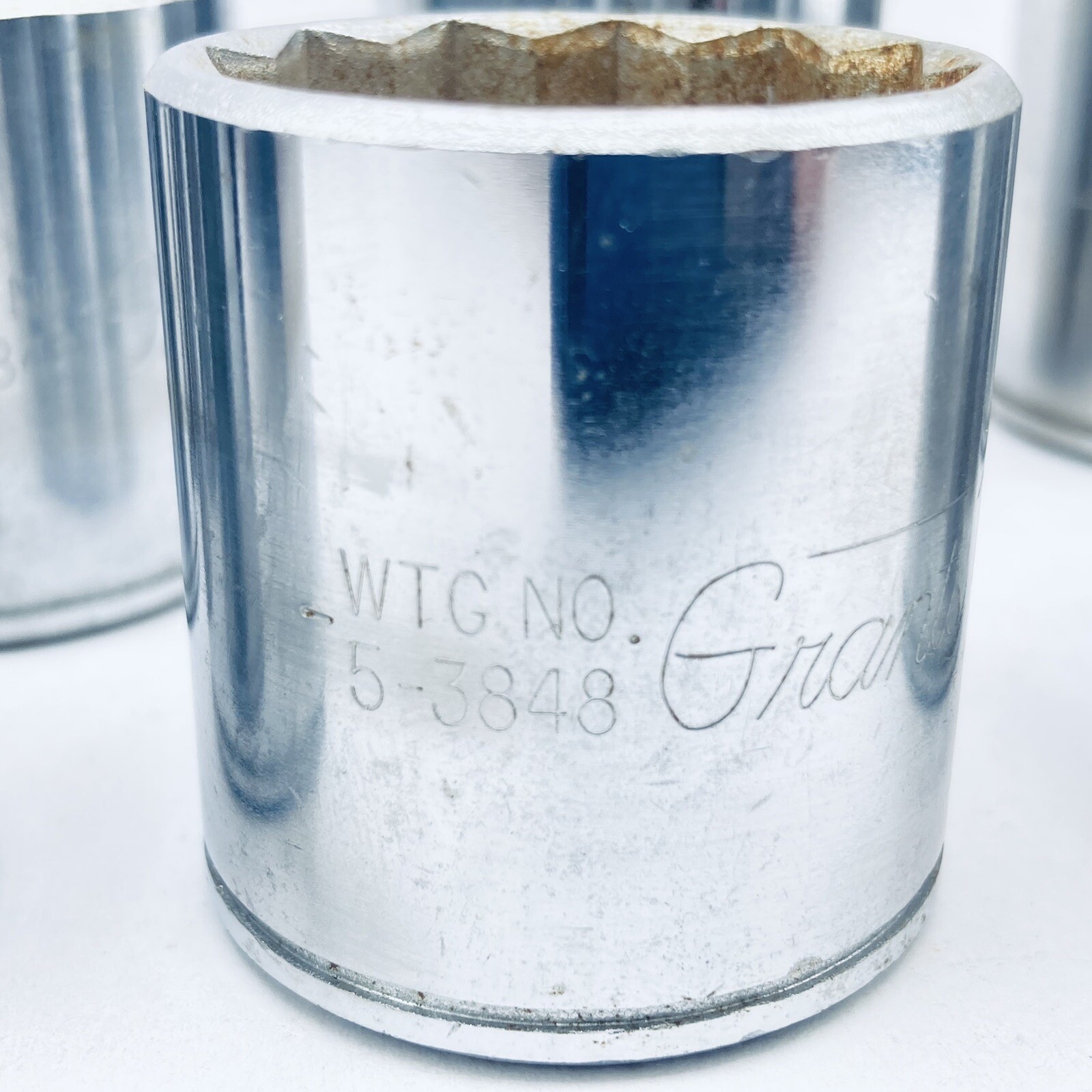 Grants 5-3848 Socket 1-1/4 in SAE 1/2” Drive 12 Point 1-1/4″ – USA