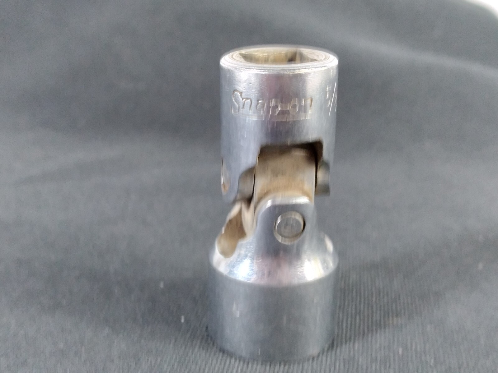 SNAP ON FVU20 3/8″ Drive 12-Point SAE 5/8″ Shallow Universal Socket USA