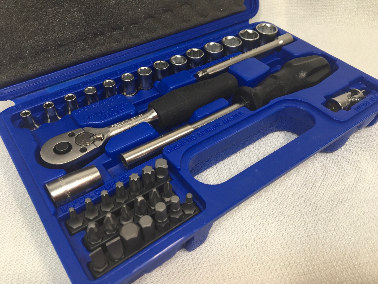 NEW PROJAHN Socket Wrench Set 1/4” -Metric 39 Piece Case Profesional 3.5 to 14mm