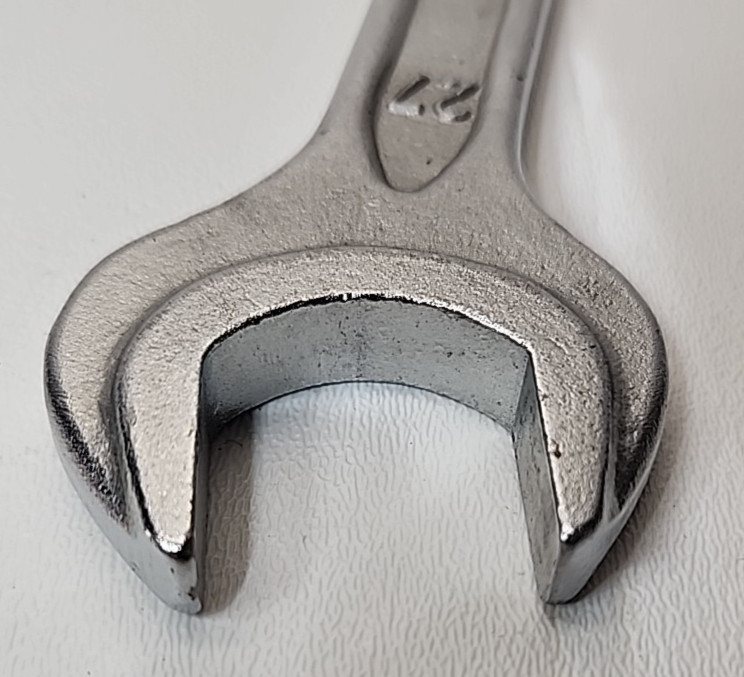 DIN 895 Metric Double Open End Wrench 27mm x 30mm Chrom-Vanadium Good Used Cond