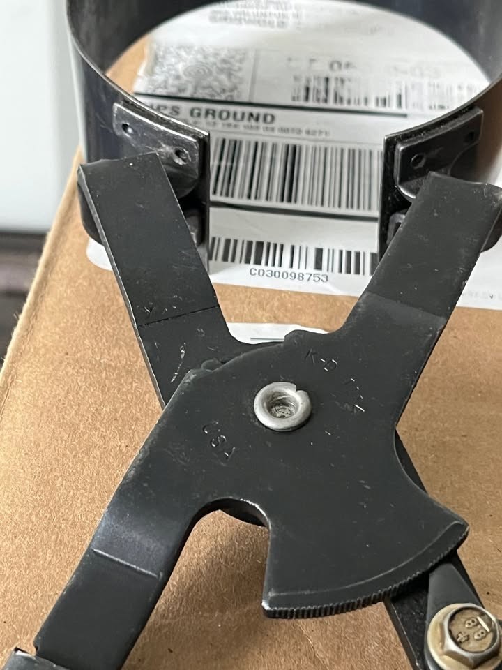 KD Pliers Ratcheting Self Lock Piston Ring Compressor 67-159 mm KD-1114
