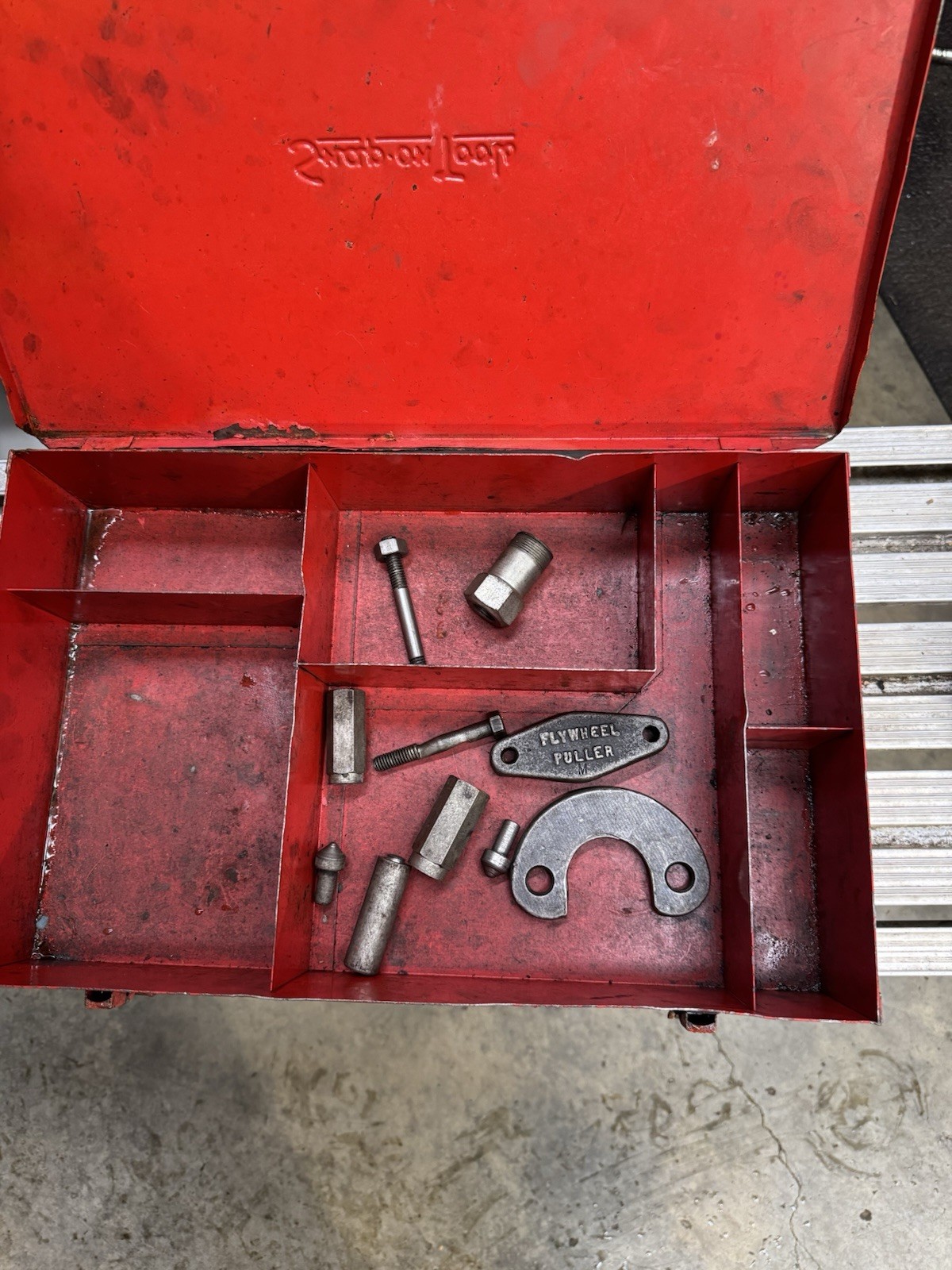 Vintage Snap On and Blue Point Tools Steering Wheel Puller CG60GA CG622A KRA106