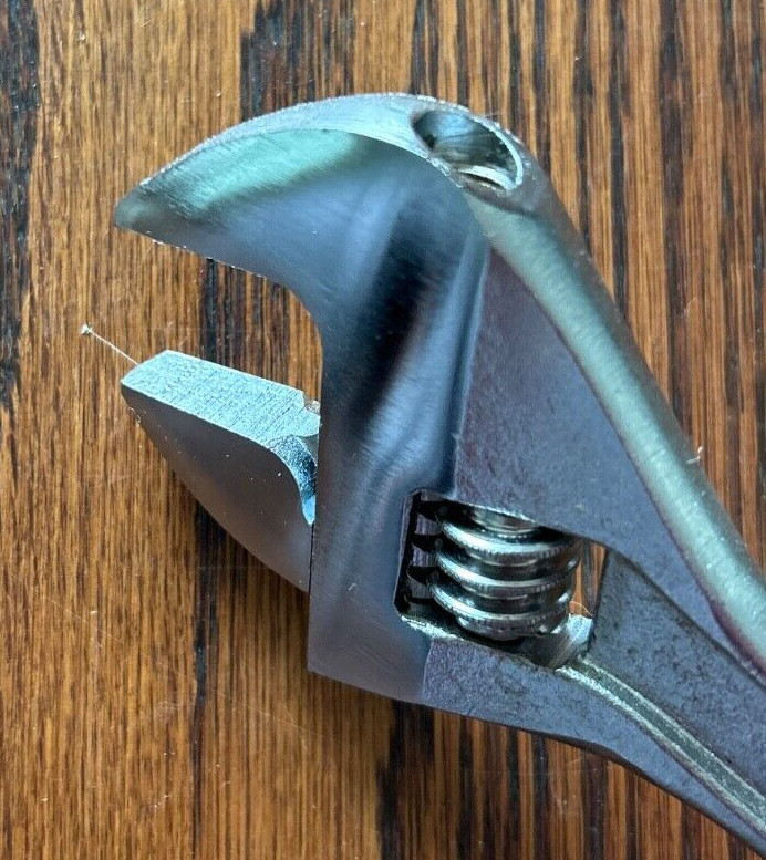 URREA 10″ Adjustable Wrench 710 New Old Stock made in Mexico
