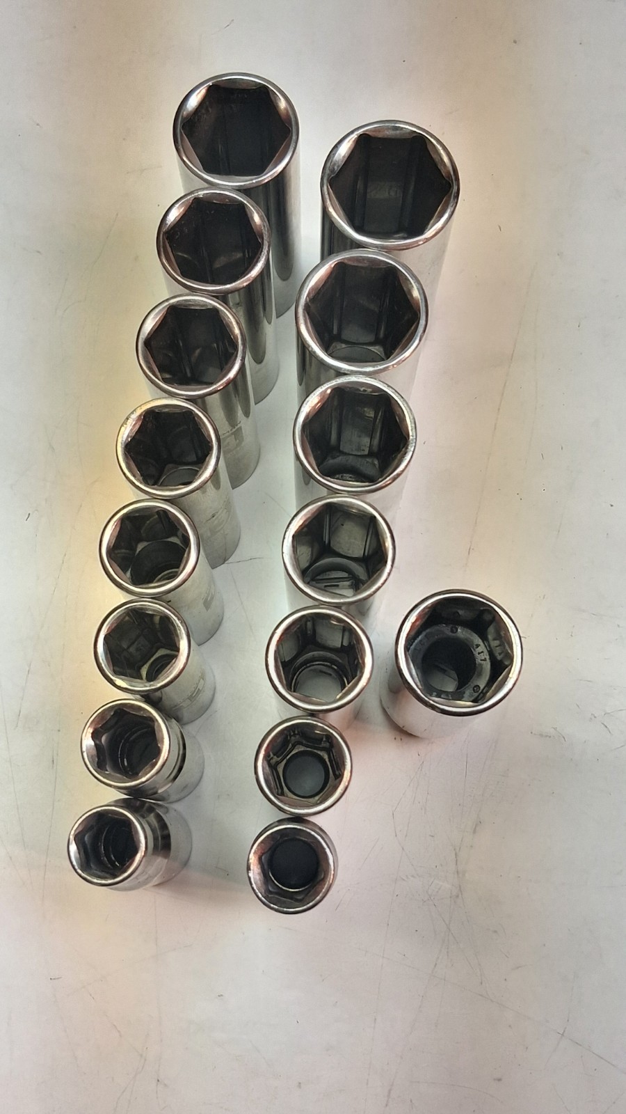 CRAFTSMAN EASY READ *USA* 16-PIECE 3/8″ DRIVE 6 POINT METRIC/SAE DEEP SOCKET SET