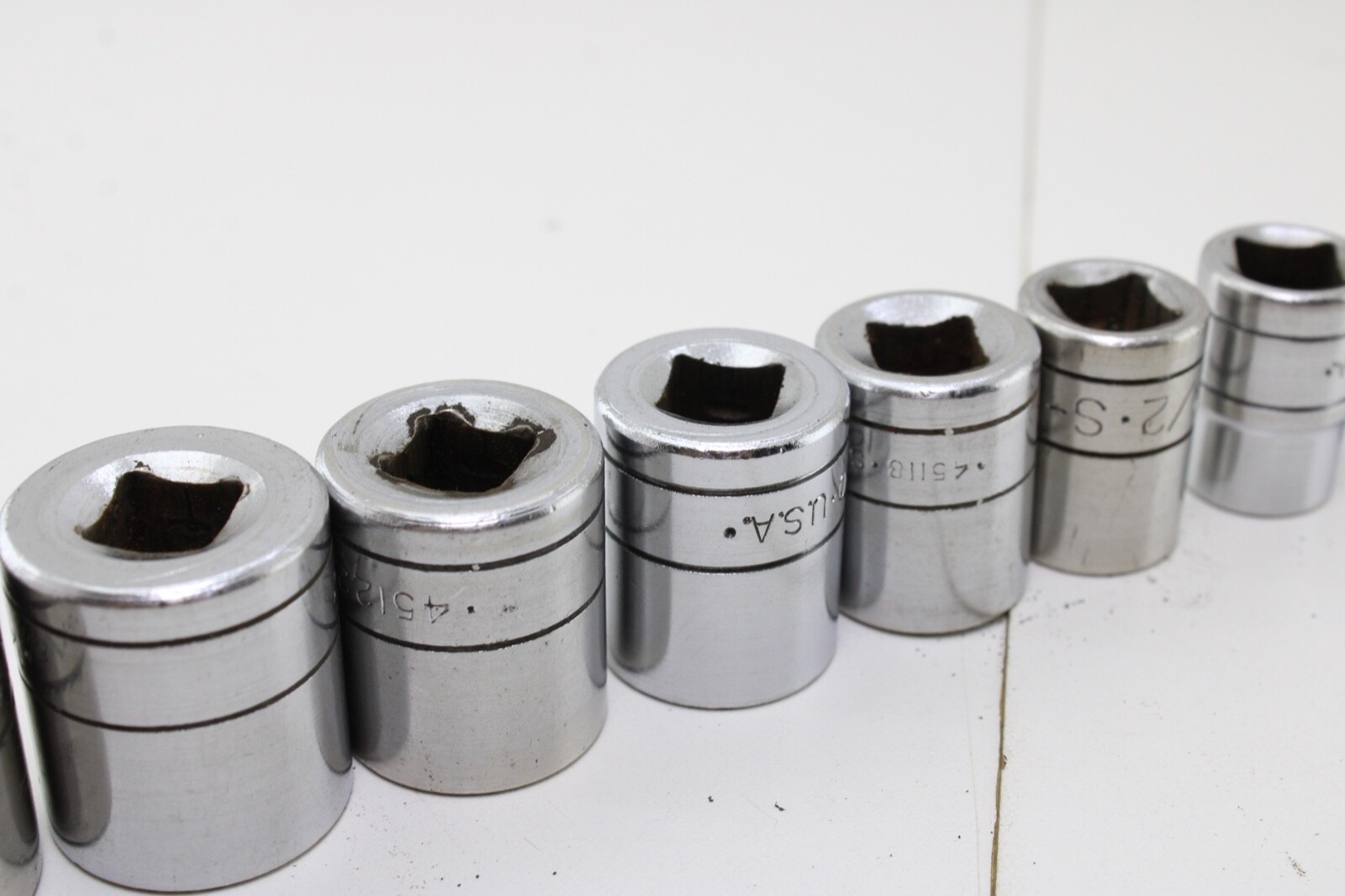 S-K Tools 45128-45112 USA 7/8″-3/8″ 9 Piece 12/6 Pt 3/8 DrSockets Good Cond