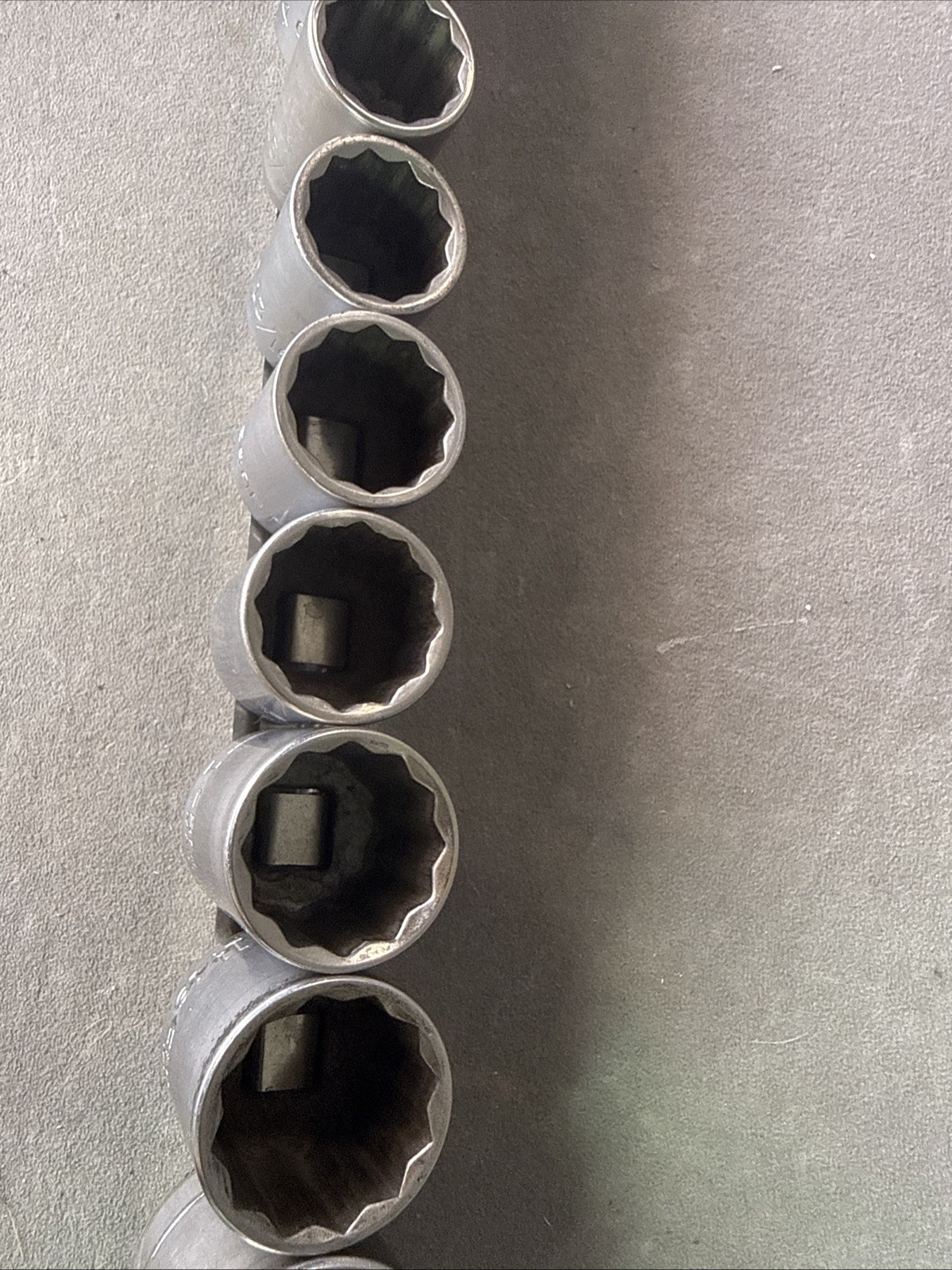 Craftsman USA 14-Piece 14 Piece Drive Socket Set with Socket Holder