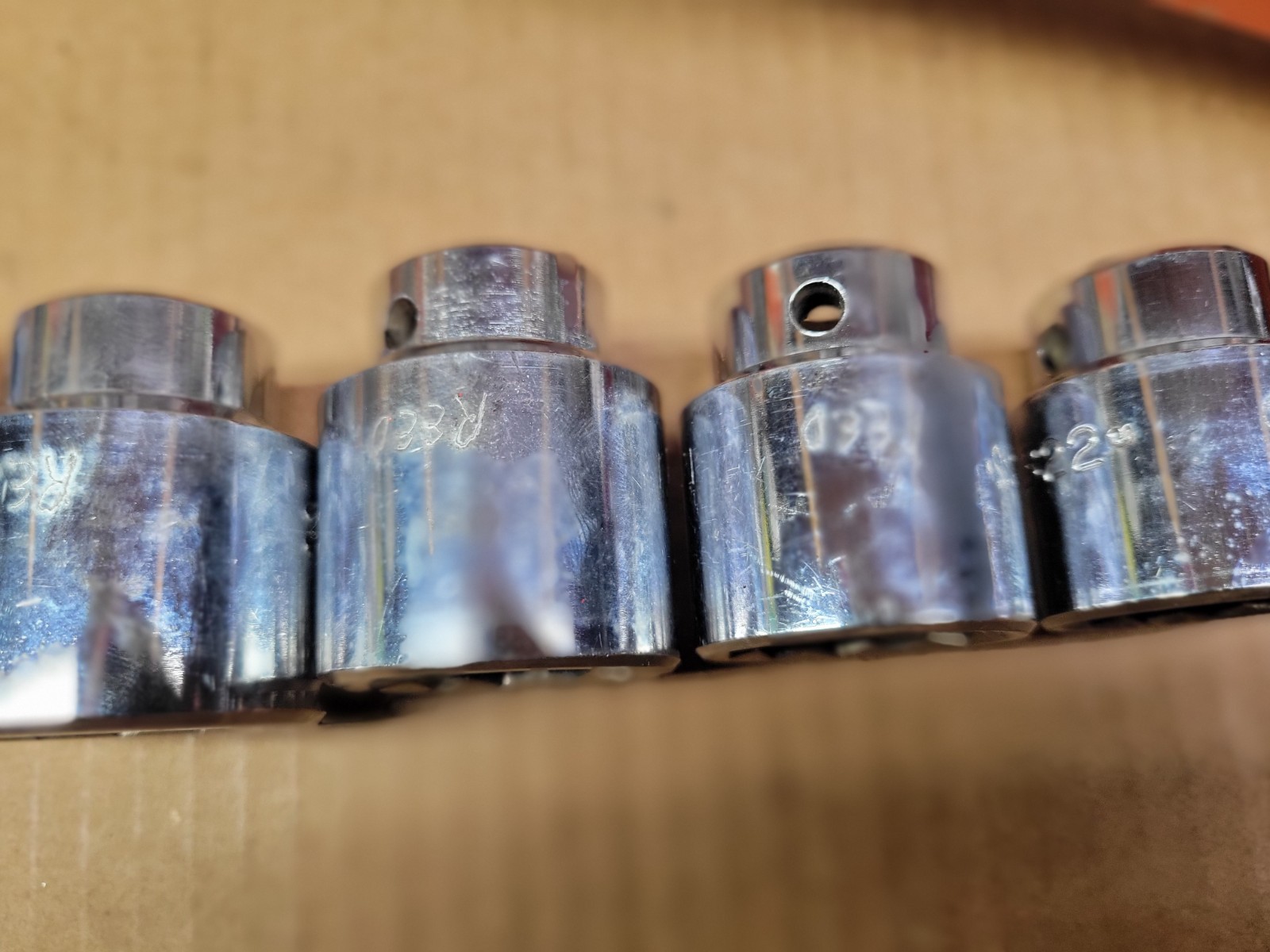 Mac Tools USA 15-Piece1/2″ Drive SAE 12-Point Socket Set 3/8 – 1-1/4″