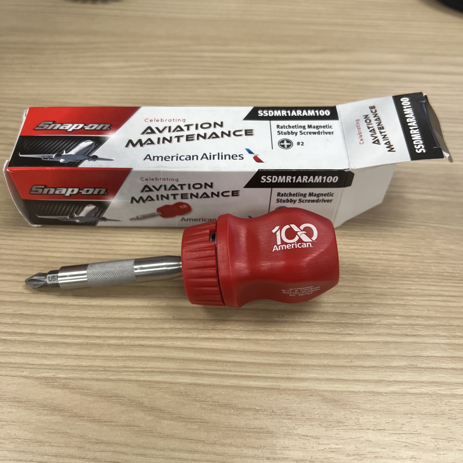 American Airlines Snap On Stubby Ratcheting Screw Driver