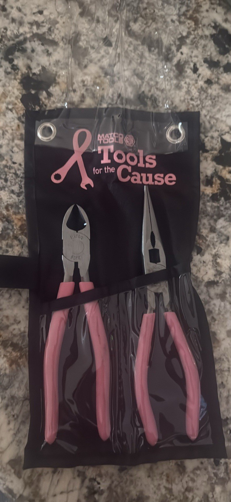 MATCO TOOLS 2PC PINK GRIPS DIAGONAL CUTTER #PD7B AND NEEDLE NOSE PLIERS #PNNC7B