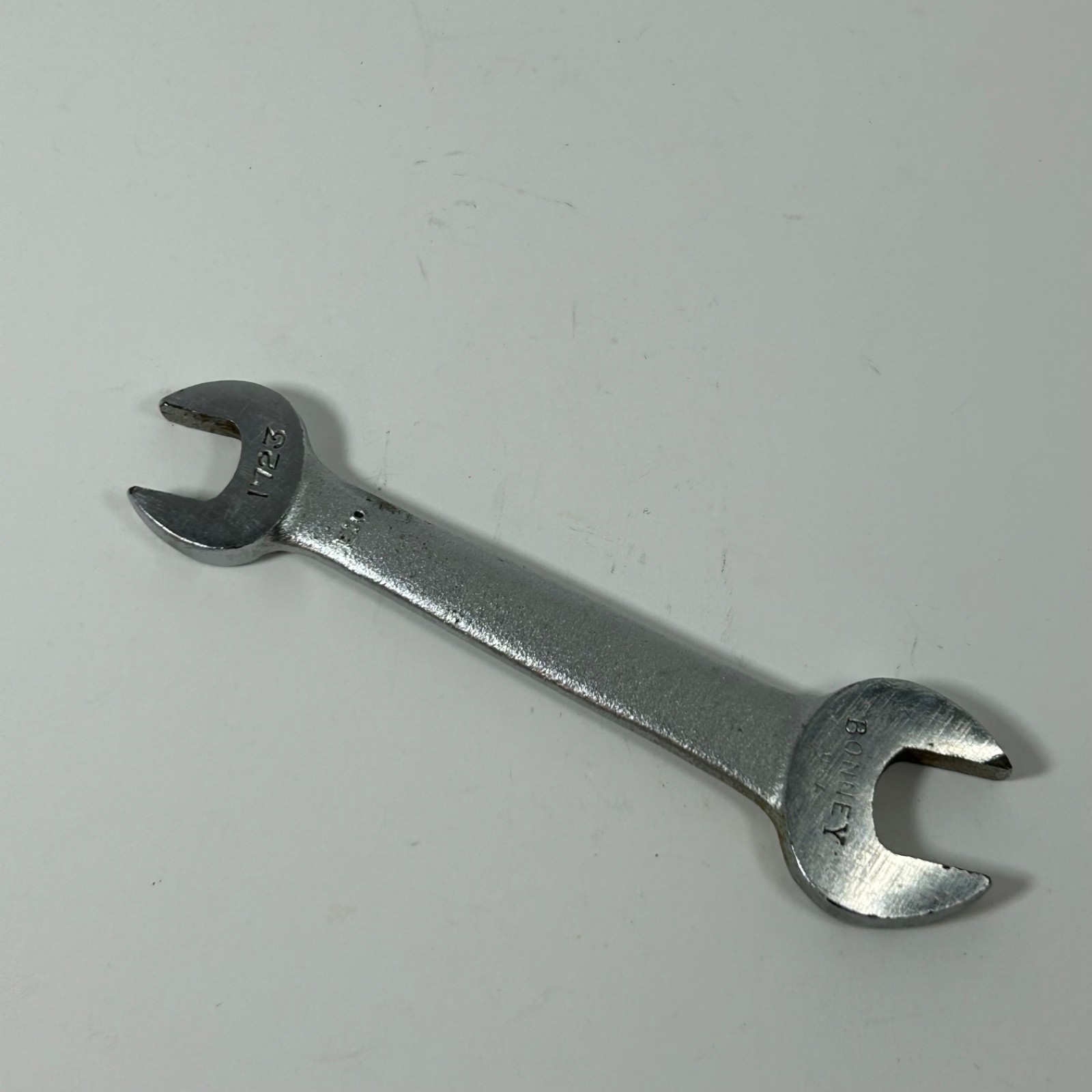 Vintage BONNEY USA 1723 3/8 X 7/16 In SAE Short Stubby Open End Wrench