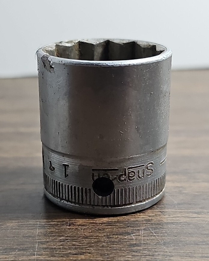 Snap-On USA 1/2” Drive SAE 1in. 12-Point Shallow Socket SW-320 1/2
