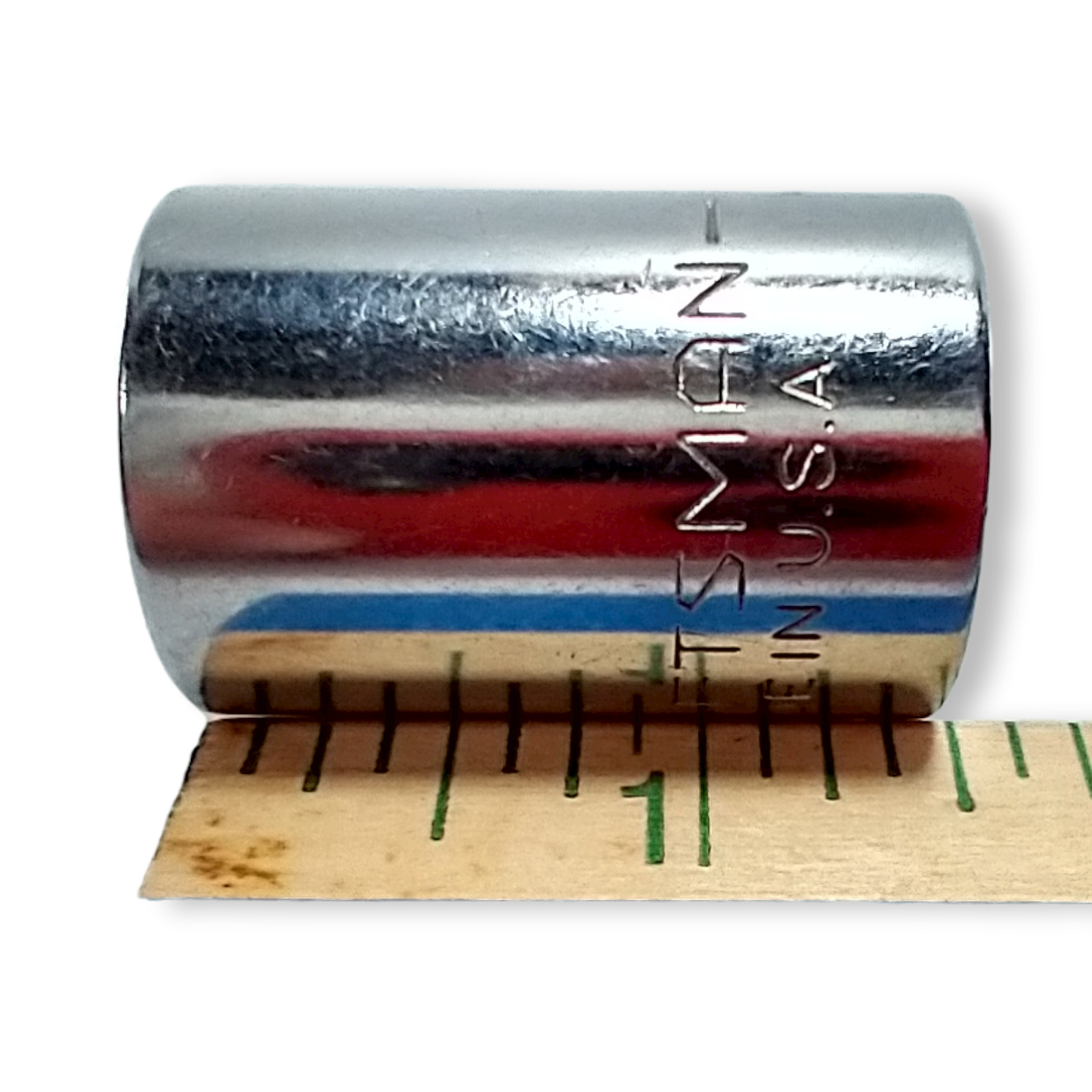 Craftsman V 44238 – 1/2″ Drive – 19 MM 12 Pt. Socket