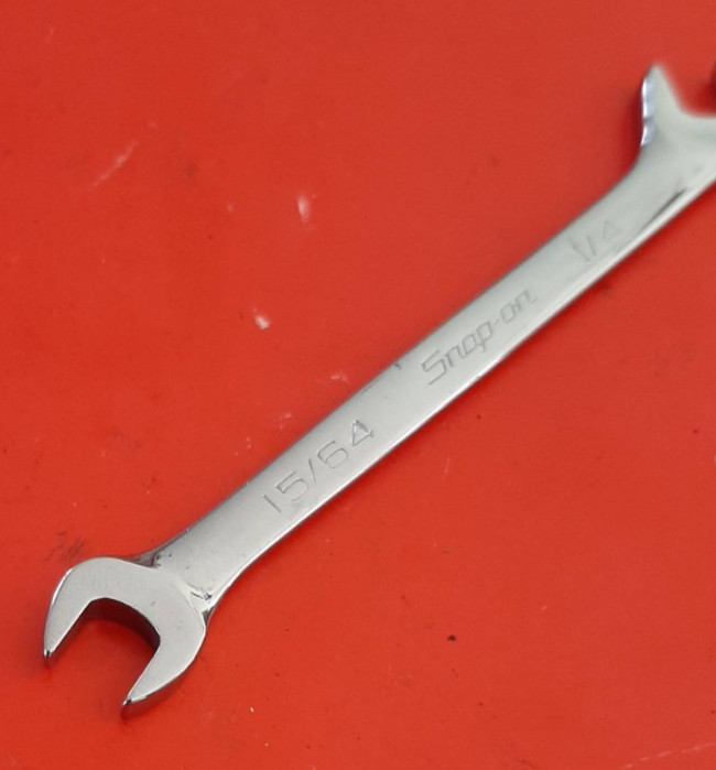 Snap-on USA DS1516A Offset Angle Open End 15/64 x 1/4″ Ignition Wrench Engraved