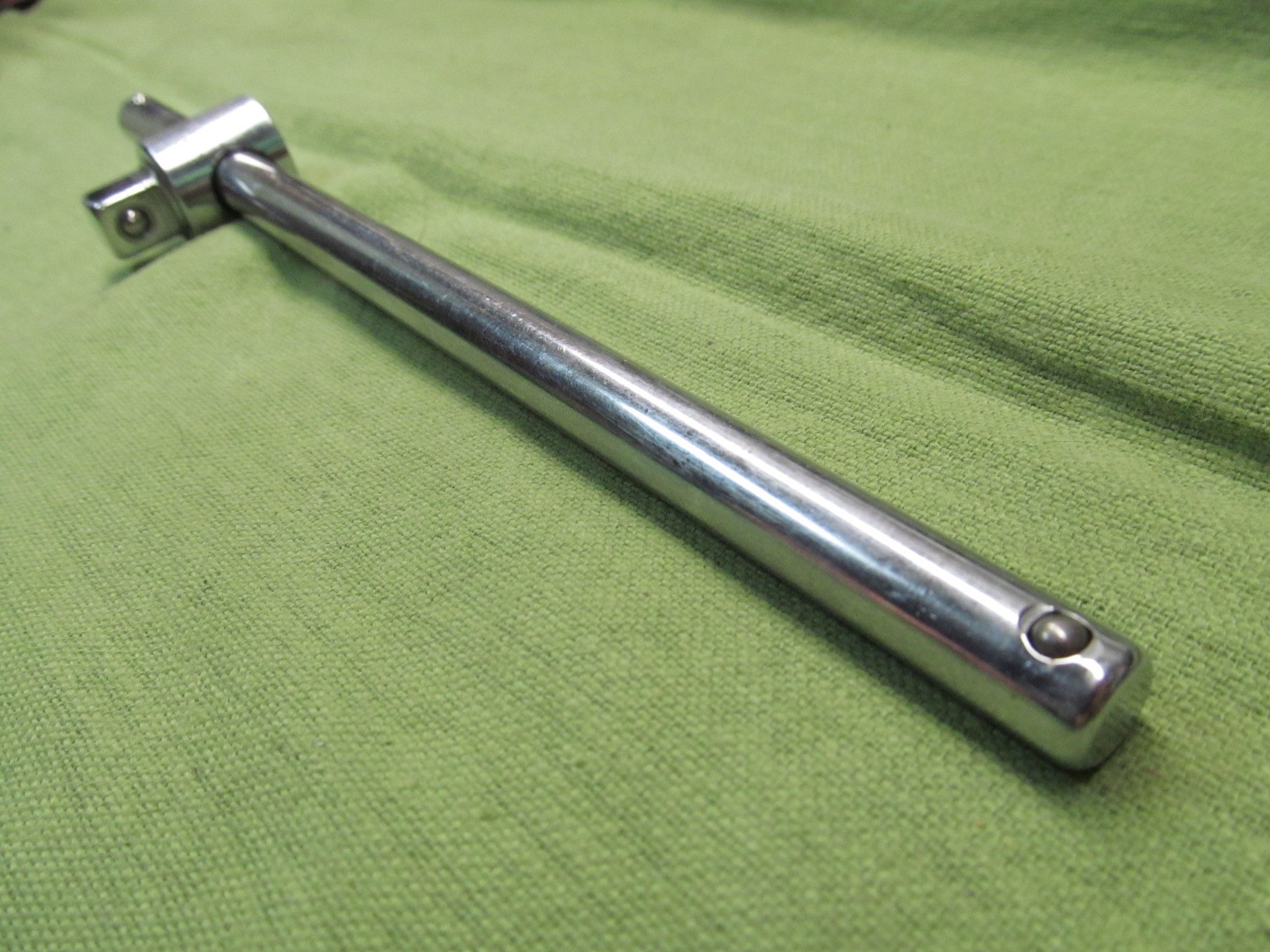 Vintage Indestro 3/8″ dr. Sliding T-Handle / Breaker Bar – pn 2763 -Made in USA