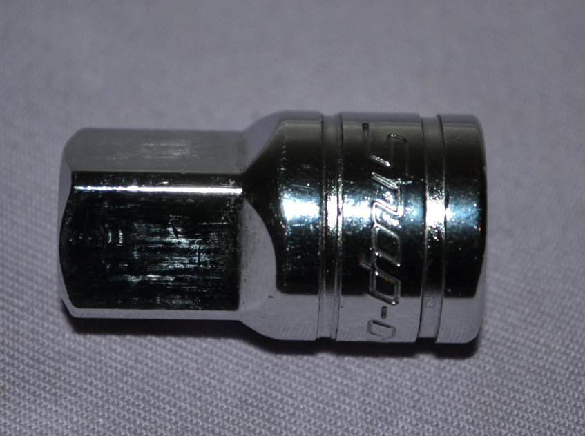 Genuine Snap-On A2A 3/8″ to 1/2″ Drive Chrome Socket Adapter USA — Excellent