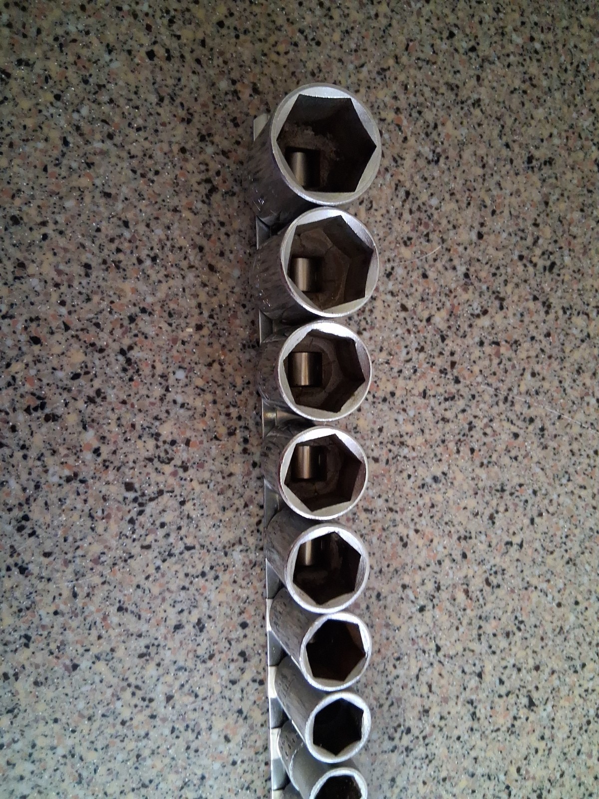 Lot Of 12 Wright 3/8″ Drive 6 Pt Sockets