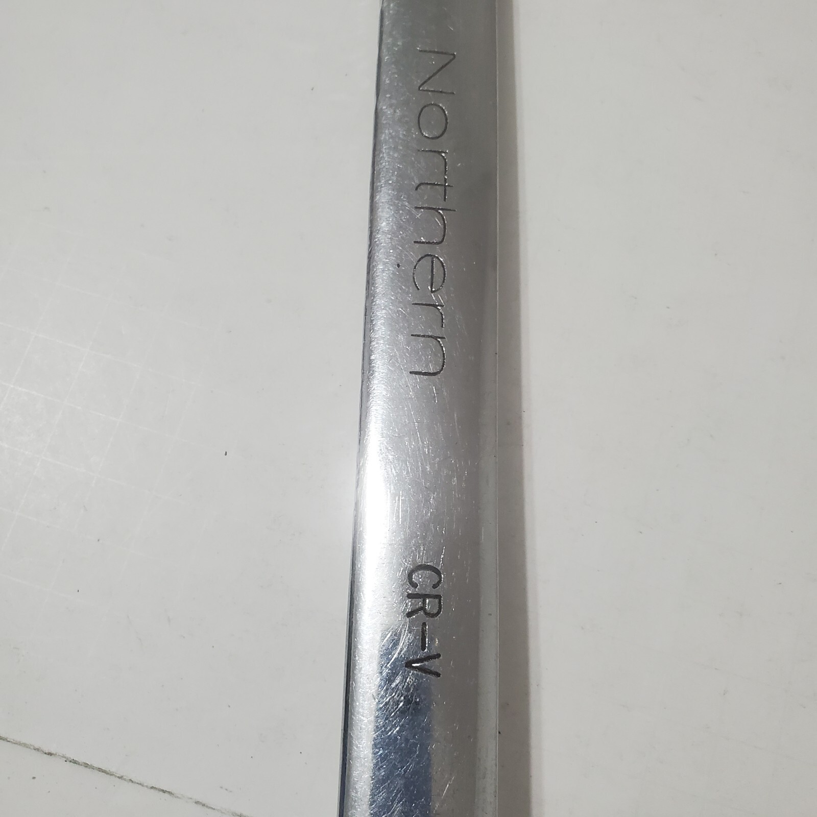 Northern Tools Large 1-1/4 Combination Wrench 12pt. SAE Chrome Finish