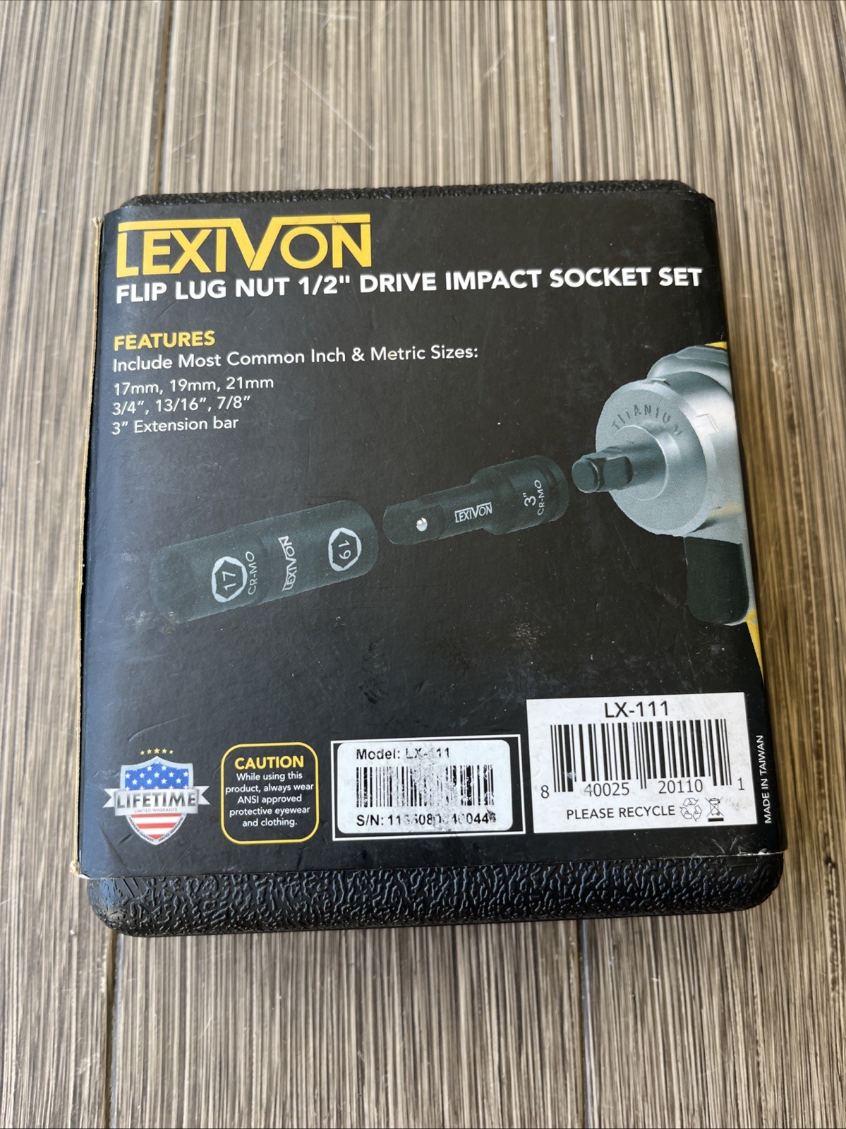 Lexivon 4 Piece Impact Socket Set – 6 Total Lug Nut Sizes Innovative Flip Socket