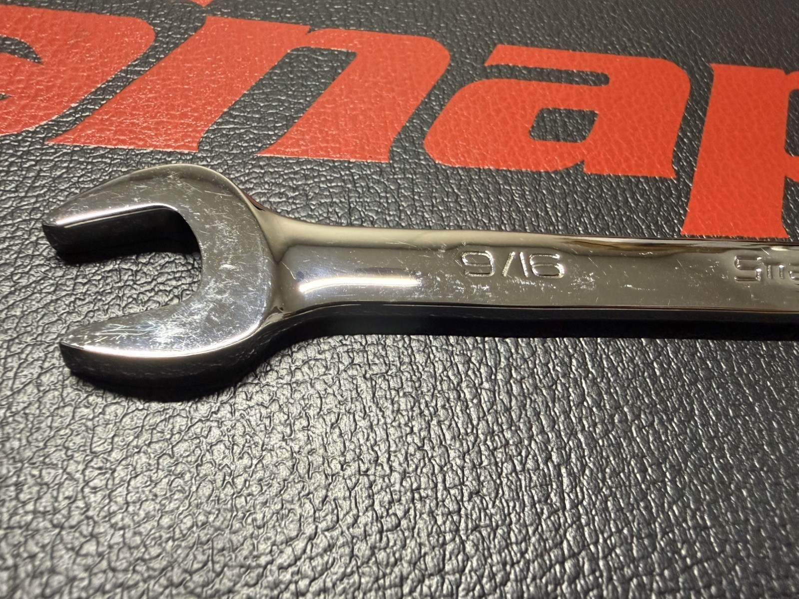 Snap-on Tools USA NEW 9/16″ SAE 0° Non-Reversing Ratcheting Combo Wrench OXR18A