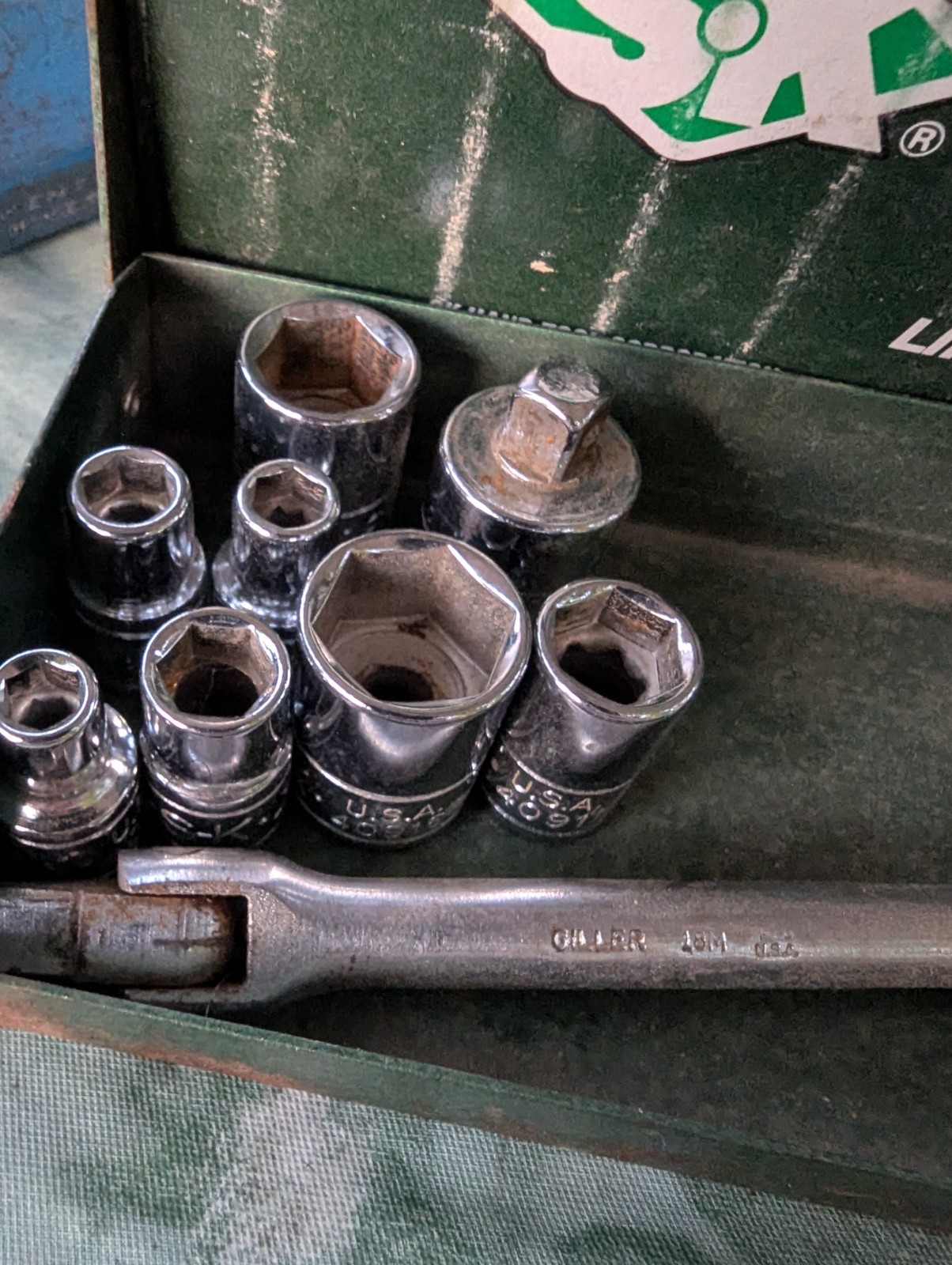 S-K Tools 1/4” Drive Socket Lot with Original Metal Case Set 4921 USA Made SAE