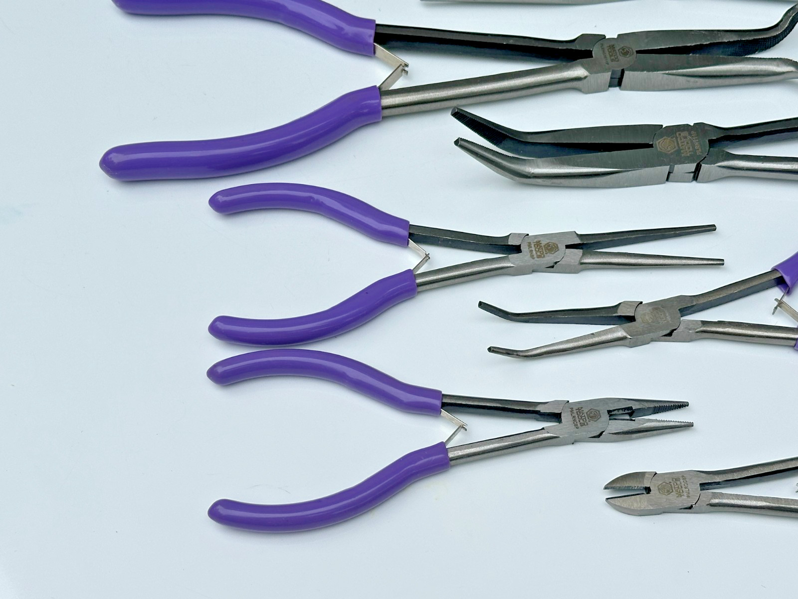 Matco Tools 8pc SPLR8P PURPLE Long Reach & Mini Pliers Set w/ Duffle Bag (NOS)