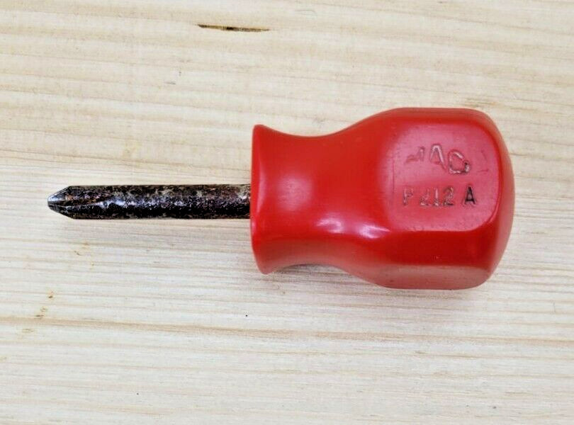 MAC P212A #2 Phillips Stubby Screwdriver USA G1652