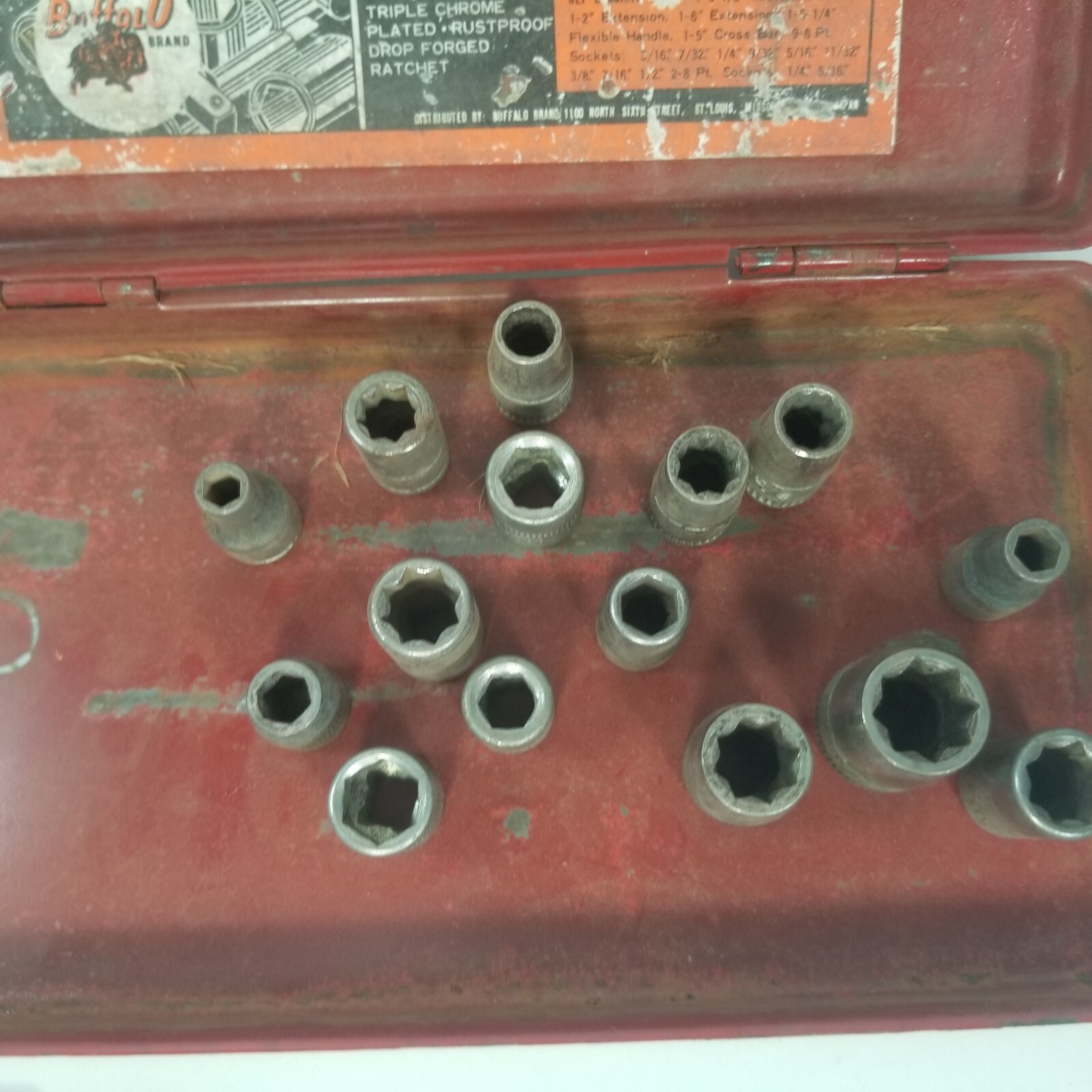 Vintage Buffalo Ratchet & Socket Set 17Piece 1/4″ Drive w/ Metal Case