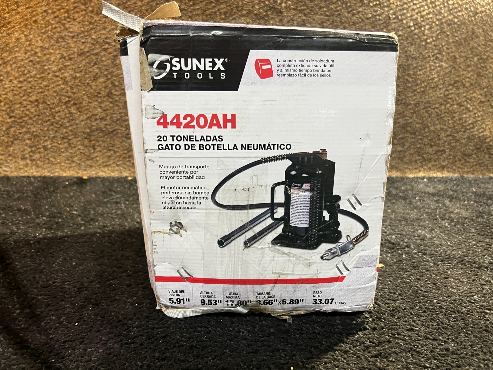 Sunex Tool 4420AH 20 Ton Load Rating Air Hydraulic Bottle Jack, Black