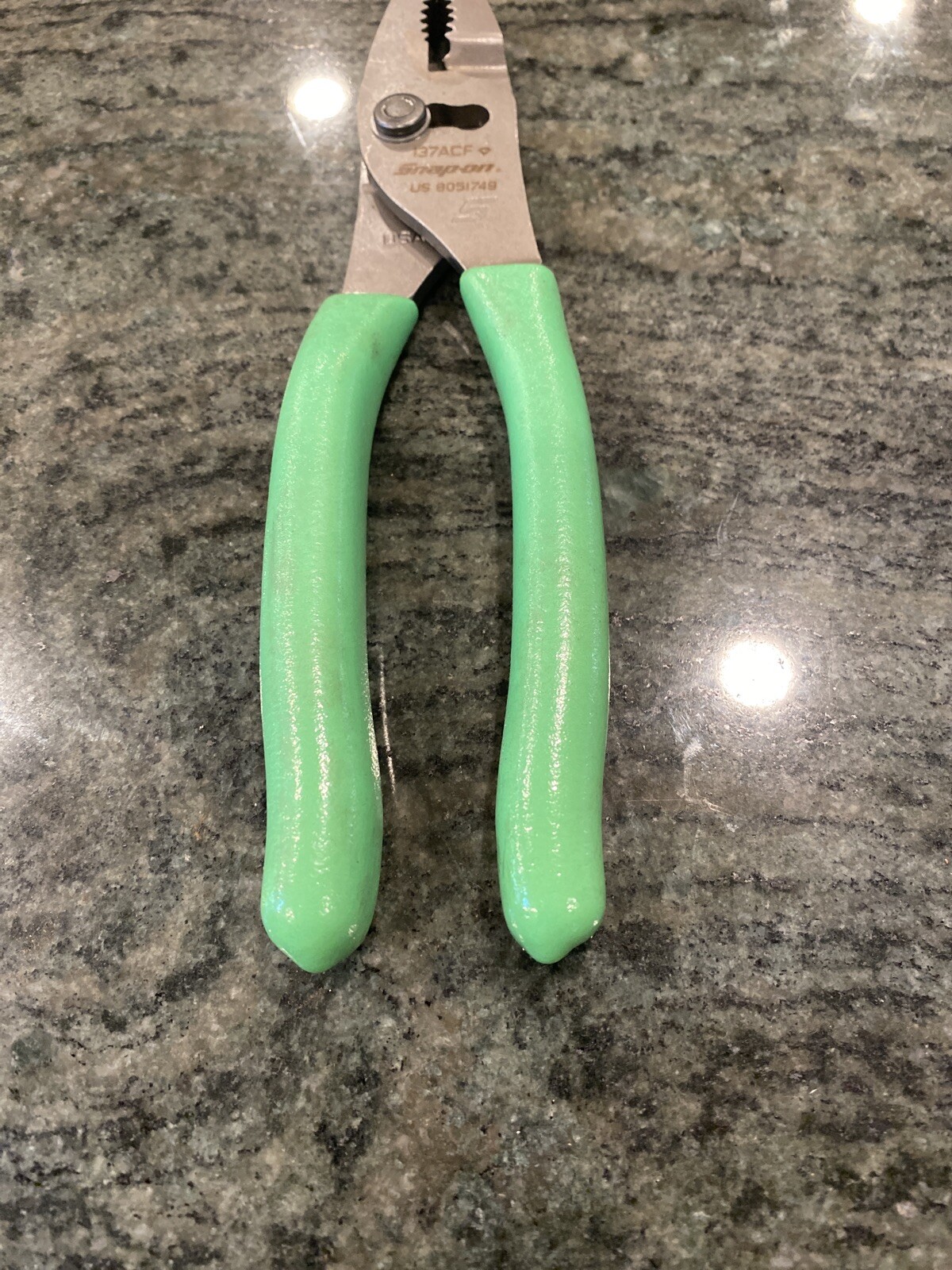 Snap On 137acfg 8″ heavy duty talon grip combination slip joint pliers new