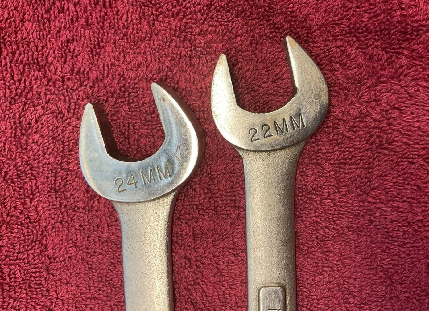 Nice USA Craftsman 42922 -VA- 22MM & 42923 24MMCombo Wrench-NICE