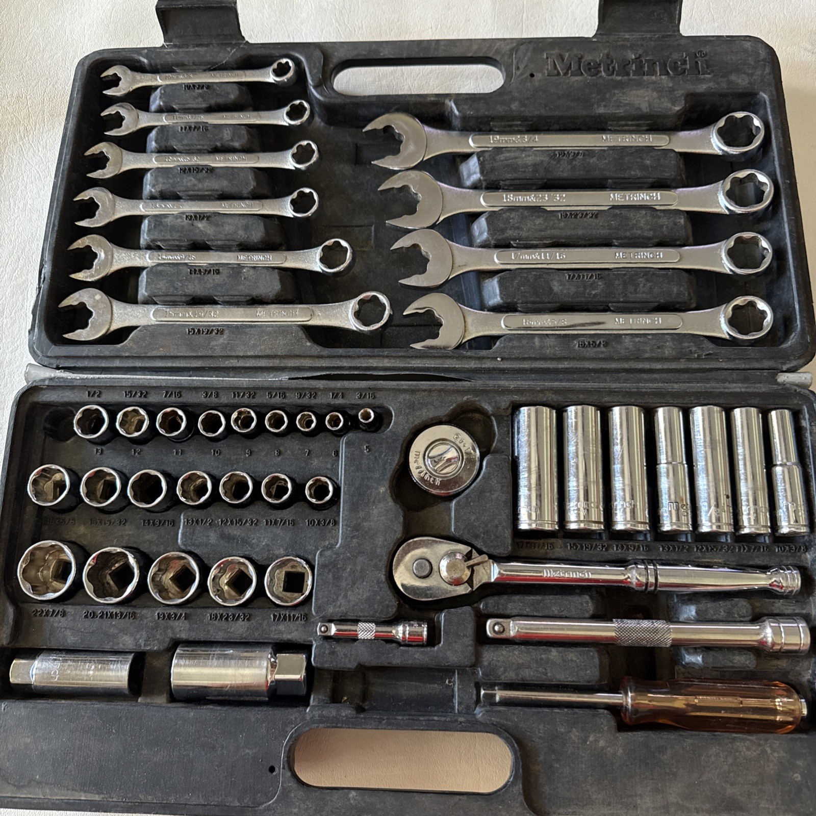 Metrinch 48 pieces Socket & Wrench Set 1/4″ & 3/8″ Drive – Missing 2 Pieces
