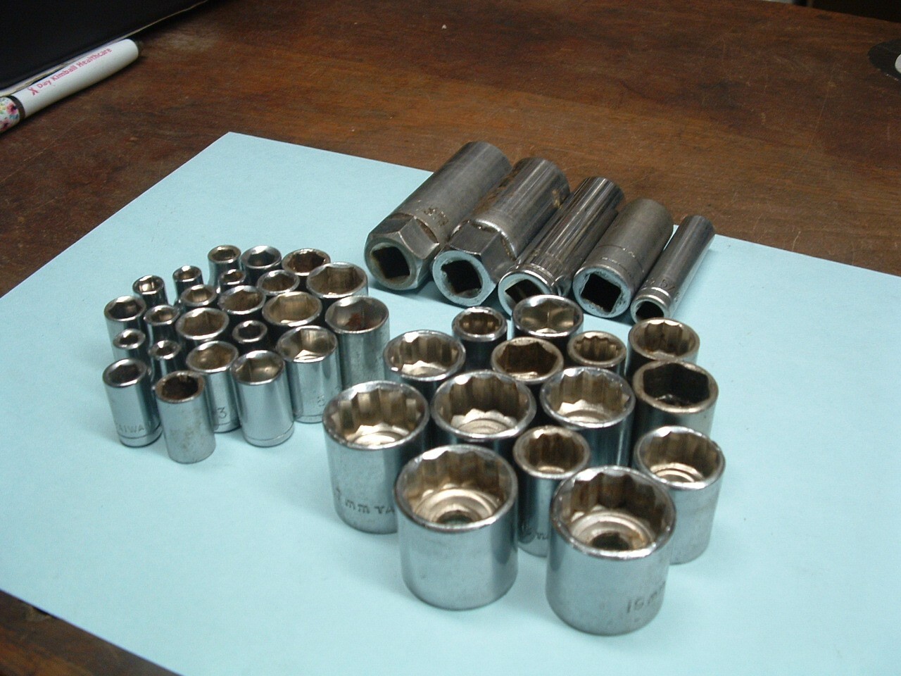42 PIECE MISC. ASSORTMENT OF TAIWAN MADE SOCKETS 75 CENTS EACH + 9 SHIP