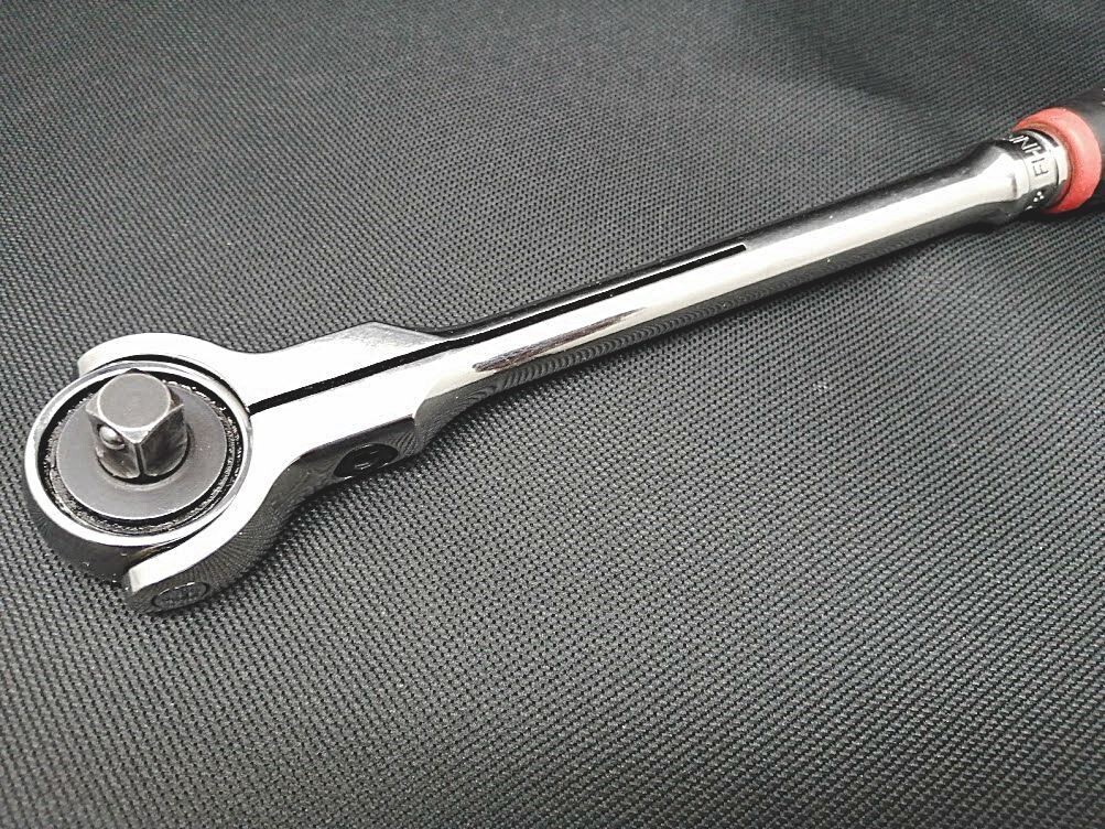 Snap on tools FHNF100 3/8 inch Ratchet Swivel Head/Red Black Used