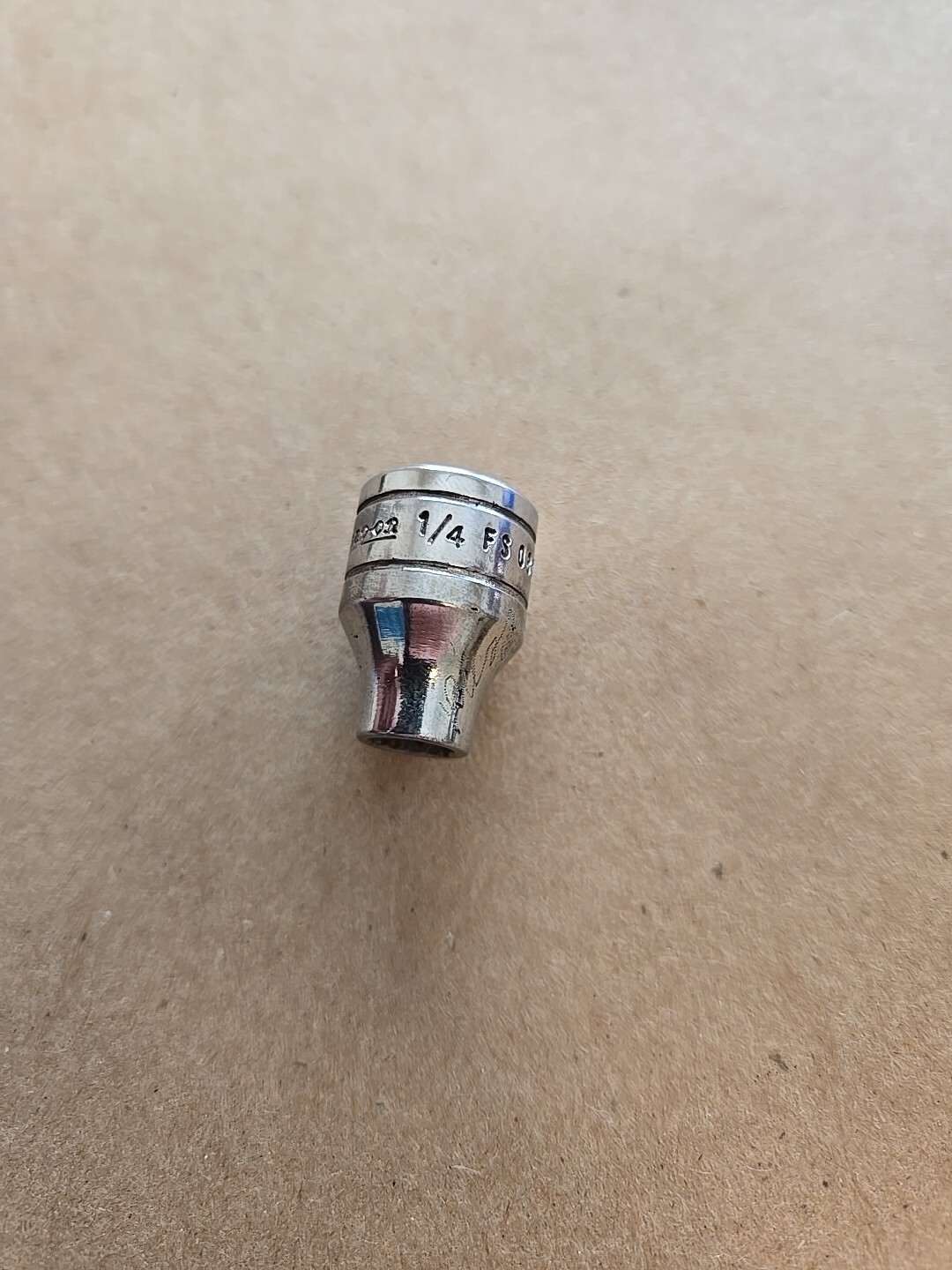 Snap On 3/8″ Drive 1/4″ 6PT SAE Shallow Chrome Socket USA FS081
