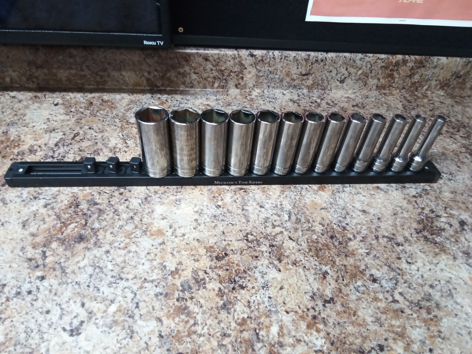 Snap-On Tools 13 pc 1/2″ Drive 6-Point SAE Flank Drive Deep Socket Set (313TSYA)