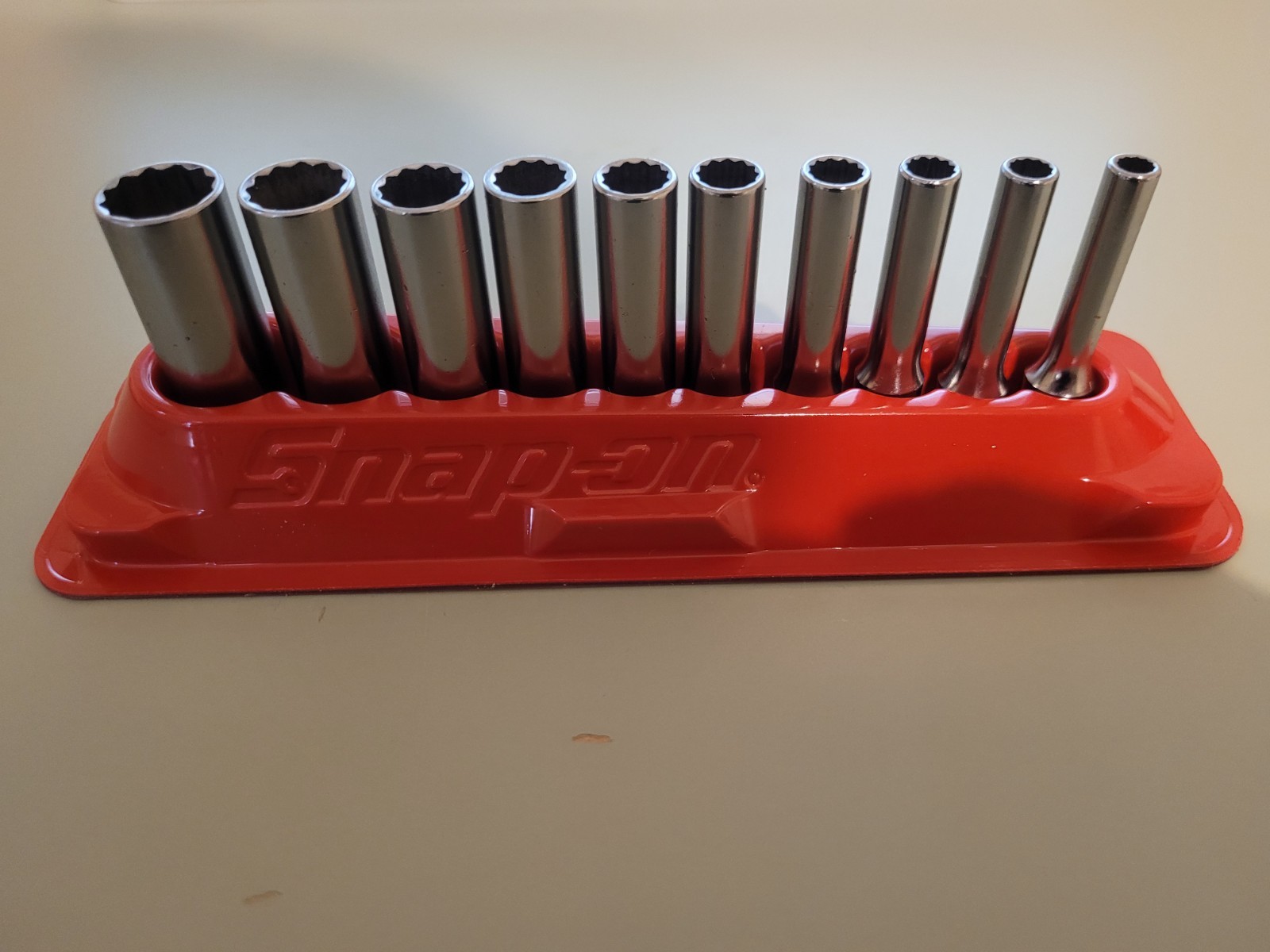 Snap-On 10 PC 1/4″ Drive 12-Point SAE Flank Drive® Deep Socket Set (3/16-9/16″)