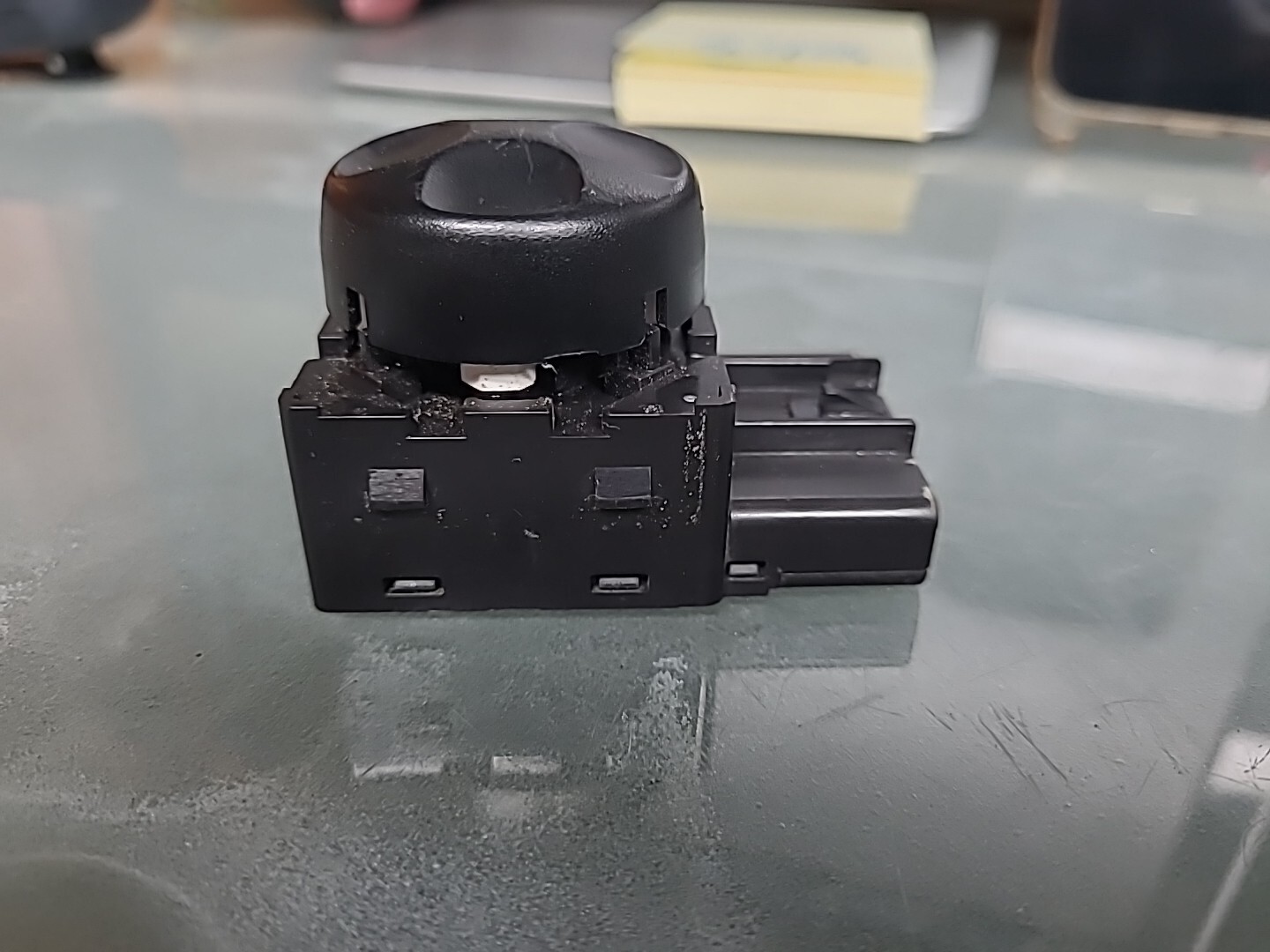 2019-2020 Ram 1500 Front Left Drivers Seat Lumbar SWITCH Control OEM LOT2393