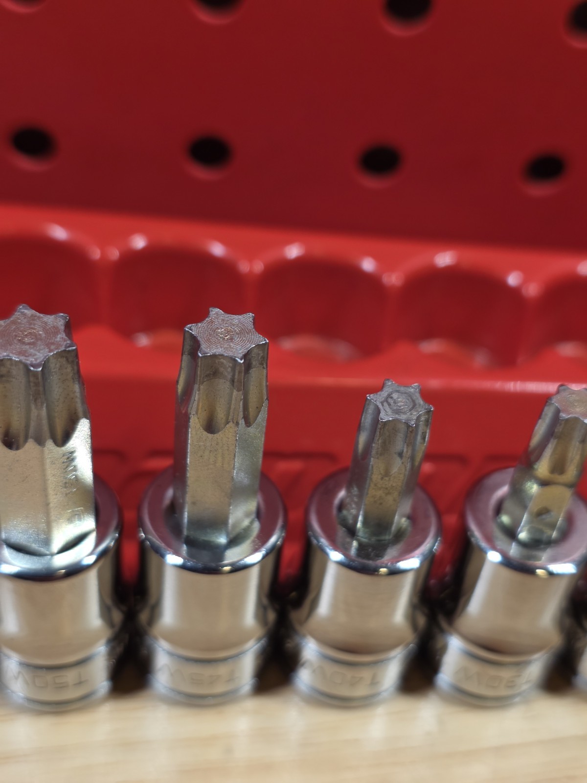 Snap-on 209EFTXBY 9-Piece Combo Drive HEAVY DUTY Removal Torx Bit Socket Set USA