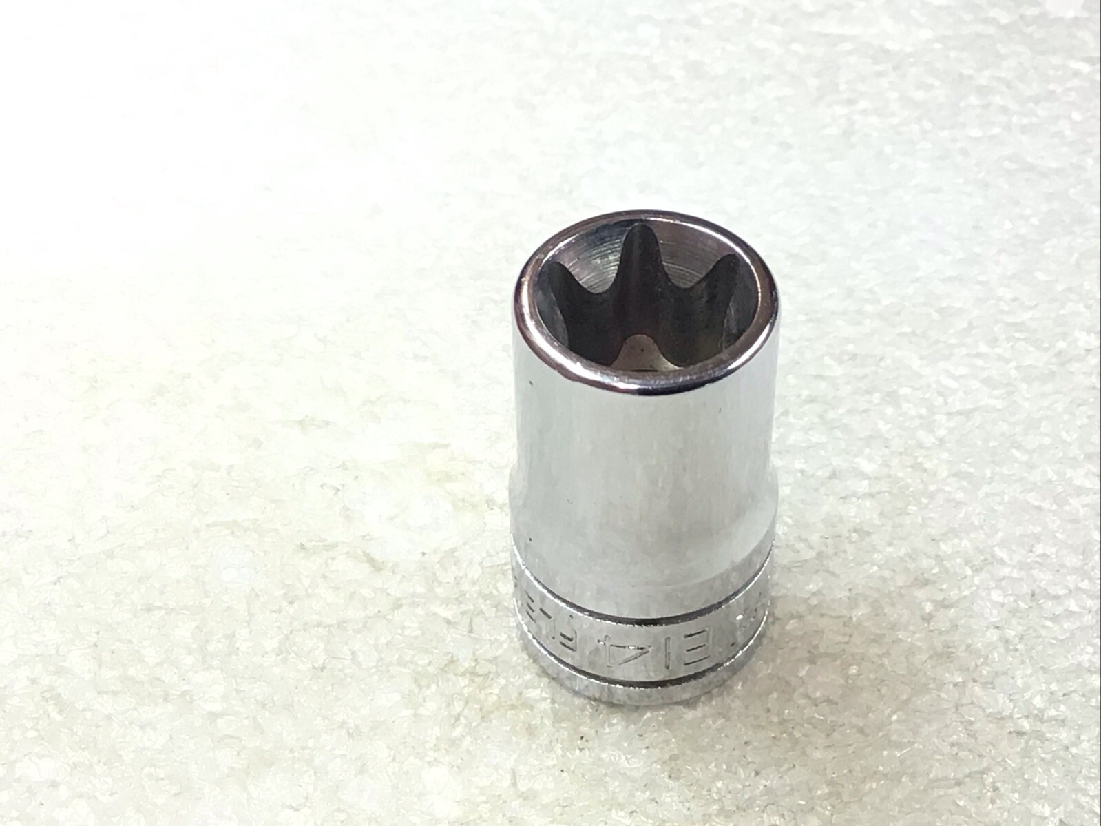 Snap On FLE140A – E14, Inverted Torx, Chrome, 3/8” Dr., Shallow Socket -USA-NOS
