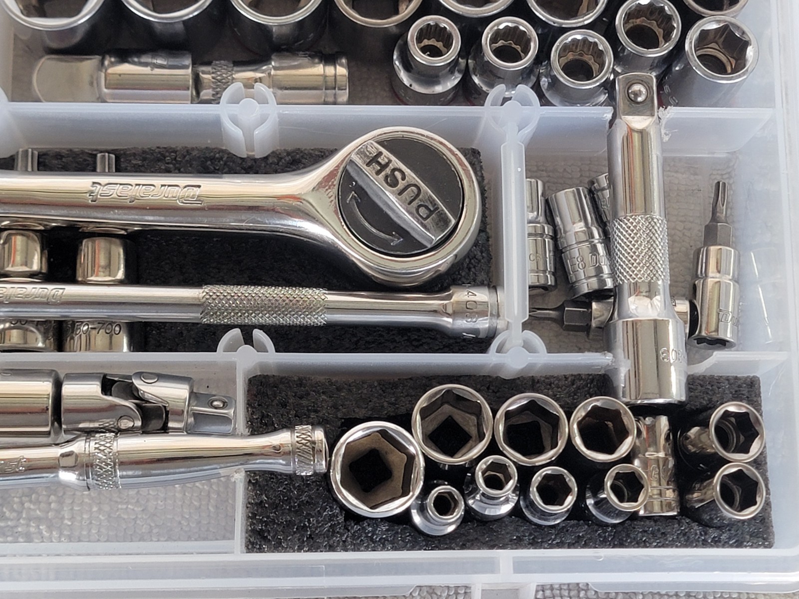 94pc Duralast MIX Socket Wrench Set 1/4″ & 3/8″ dr., SAE/Metric Plastic Box EXC!