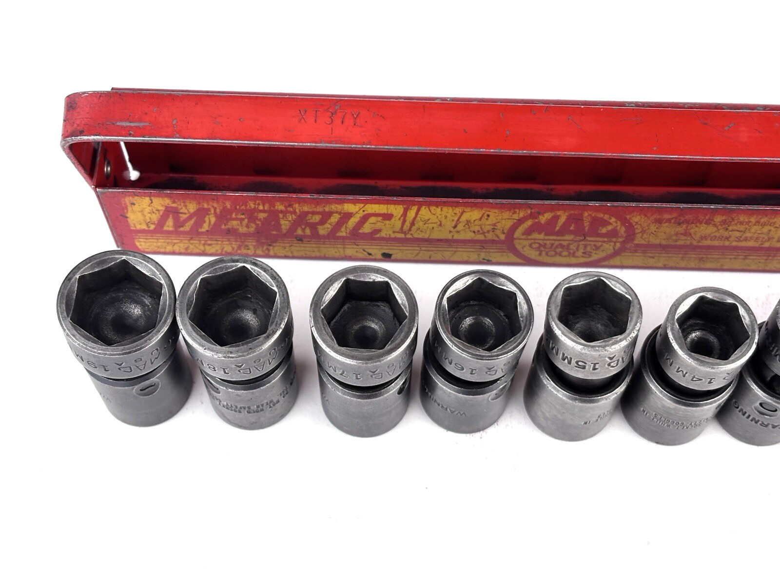 Mac Tools 3/8″ Drive Metric Swivel Impact Socket Set 10-19mm W/ Tray 10 pc XUP6