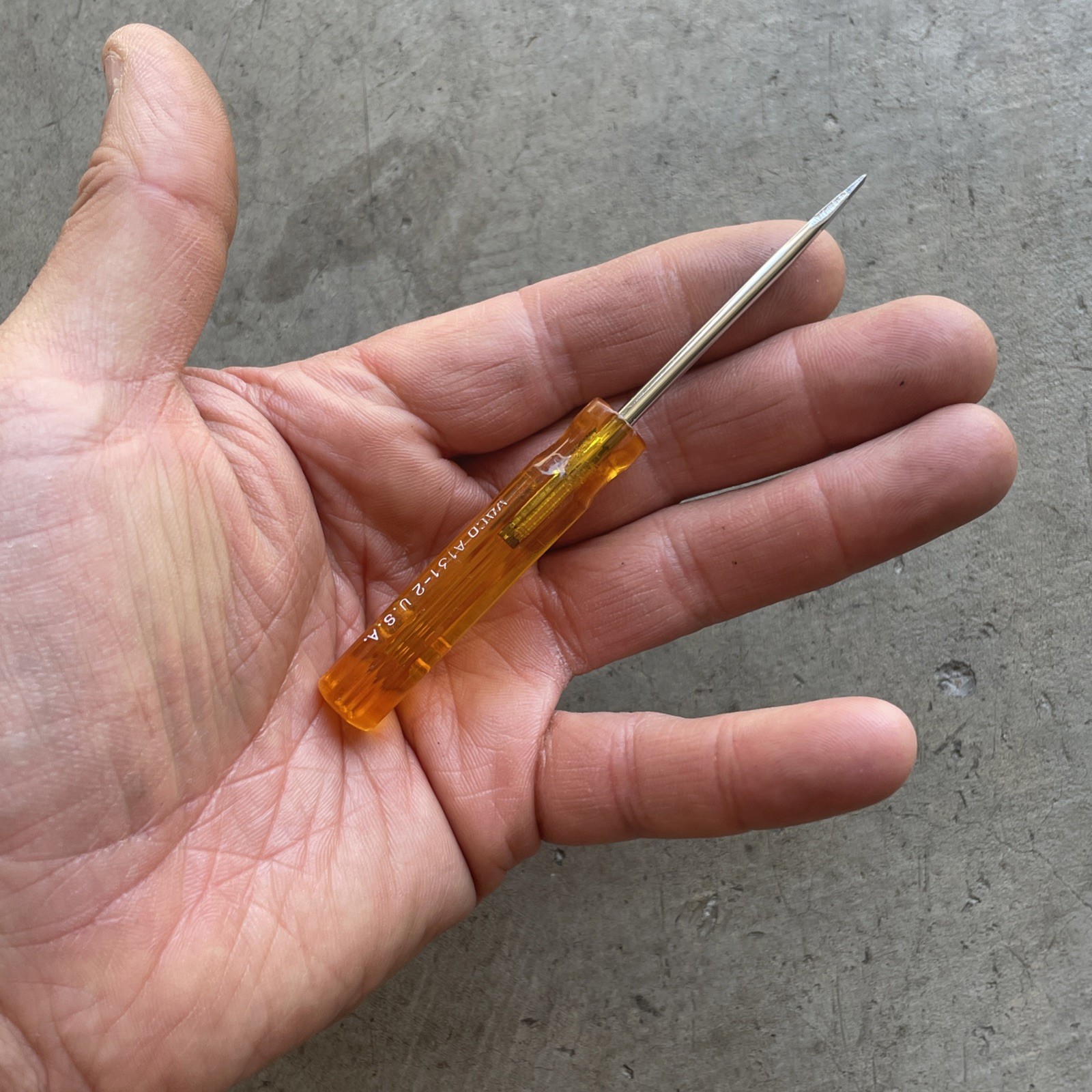 Vaco A131-2 Professional Screwdriver w/ Pocket Clip 1/8″ Slotted Flat Head USA