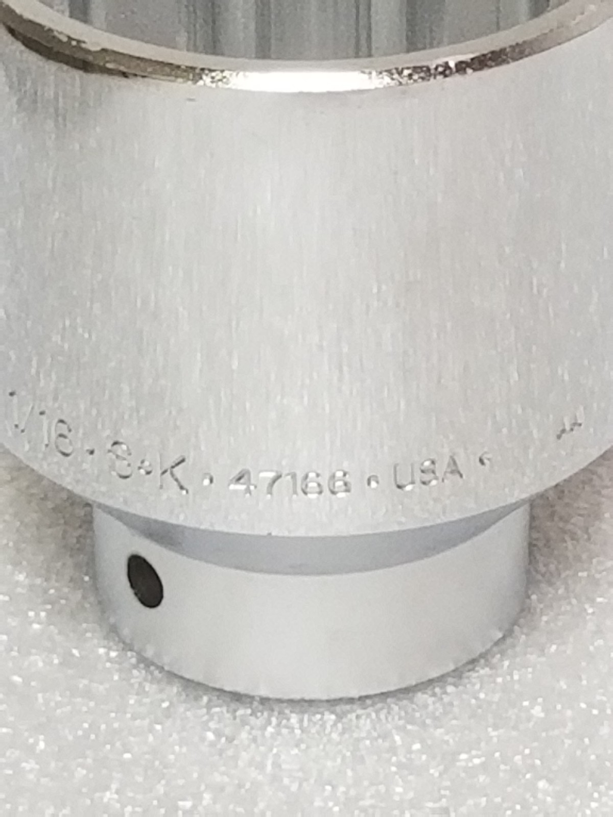 S-K 47166 Standard Socket 3/4″ Drive 12-Pt 2-1/16 inch SuperKrome Made in USA