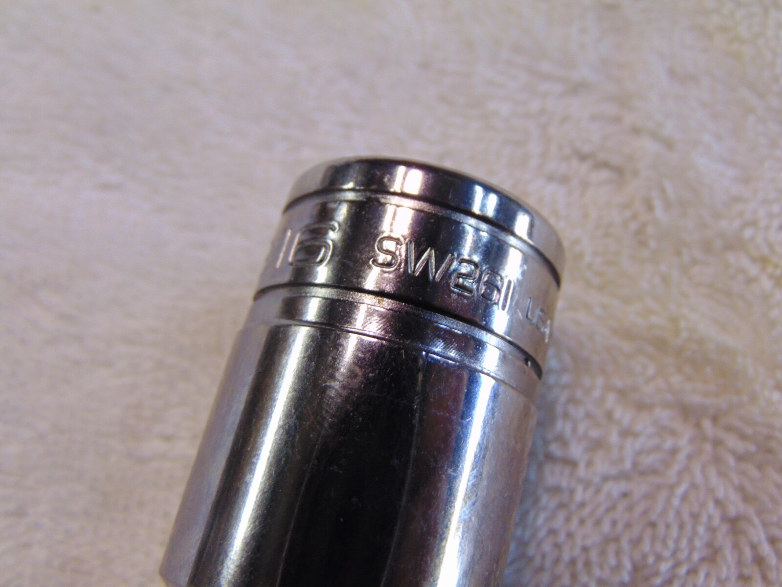 Snap-on 1/2″ Drive SAE 13/16″ Flank Drive 12-Point Shallow Socket SW261 tools