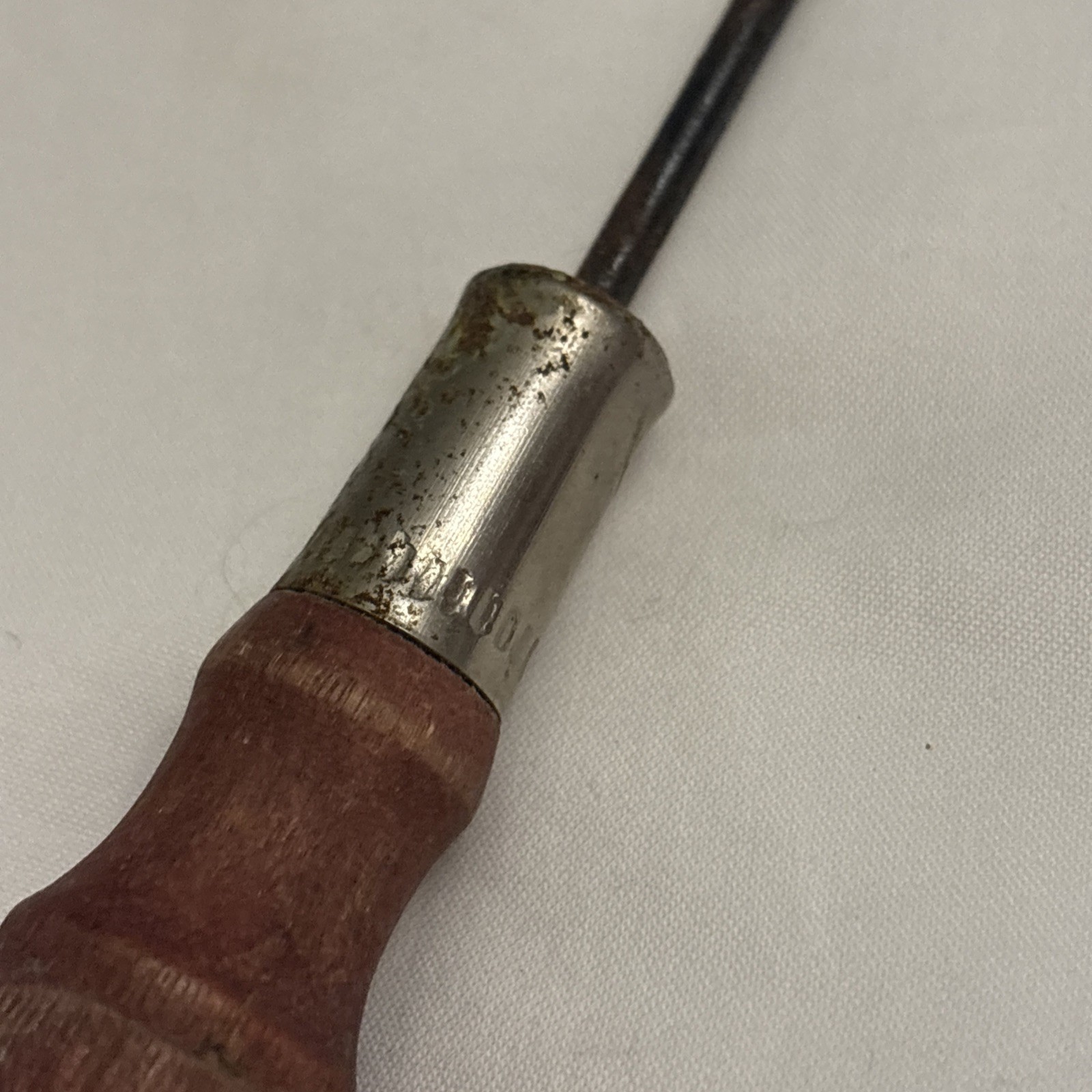 Vintage Screwdriver 2 Pc Flat Slotted & Phillips Wood Handle 5”