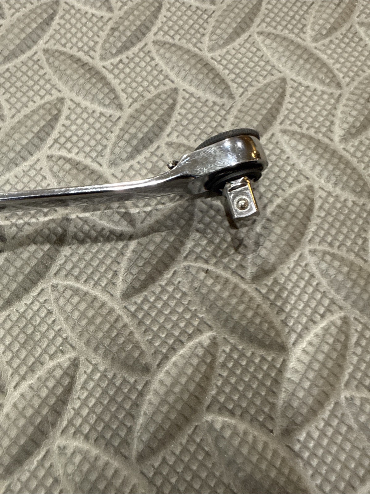 VIM Tools HBR8 8″ Long 1/4″ & 5/16″ Hex Bit Ratchet Tool with 1/4″ Adapter
