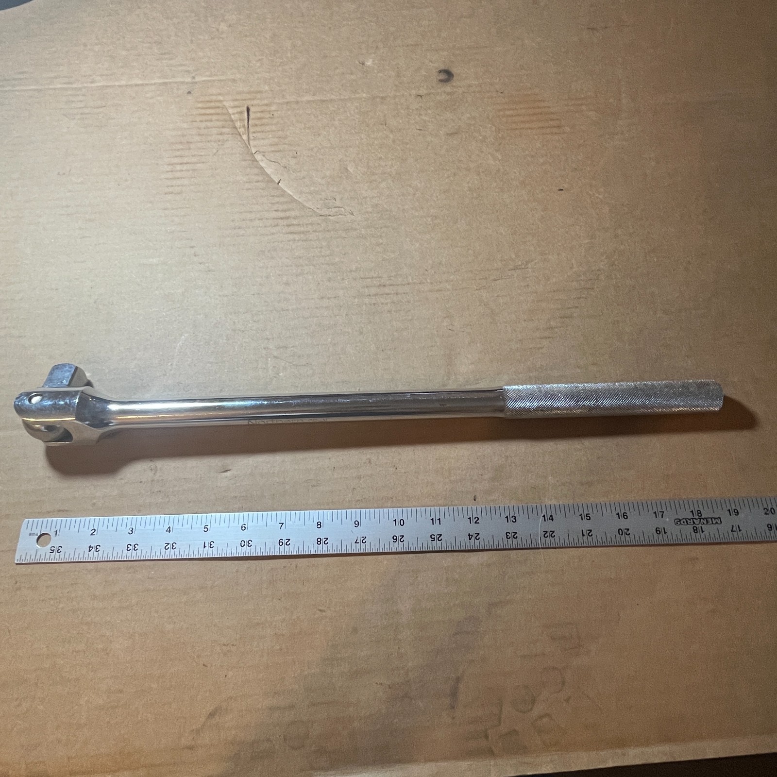 Northern 3/4″ Drive Breaker Bar 20″ Long Flex End Cr-V Chrome Knurled Handle