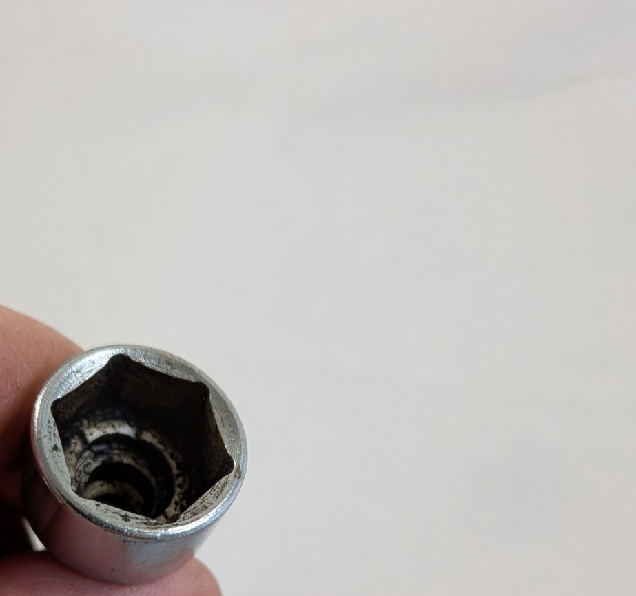 Snap-on TMUSM15 15mm Universal Socket 1/4 Drive w8b1 bl