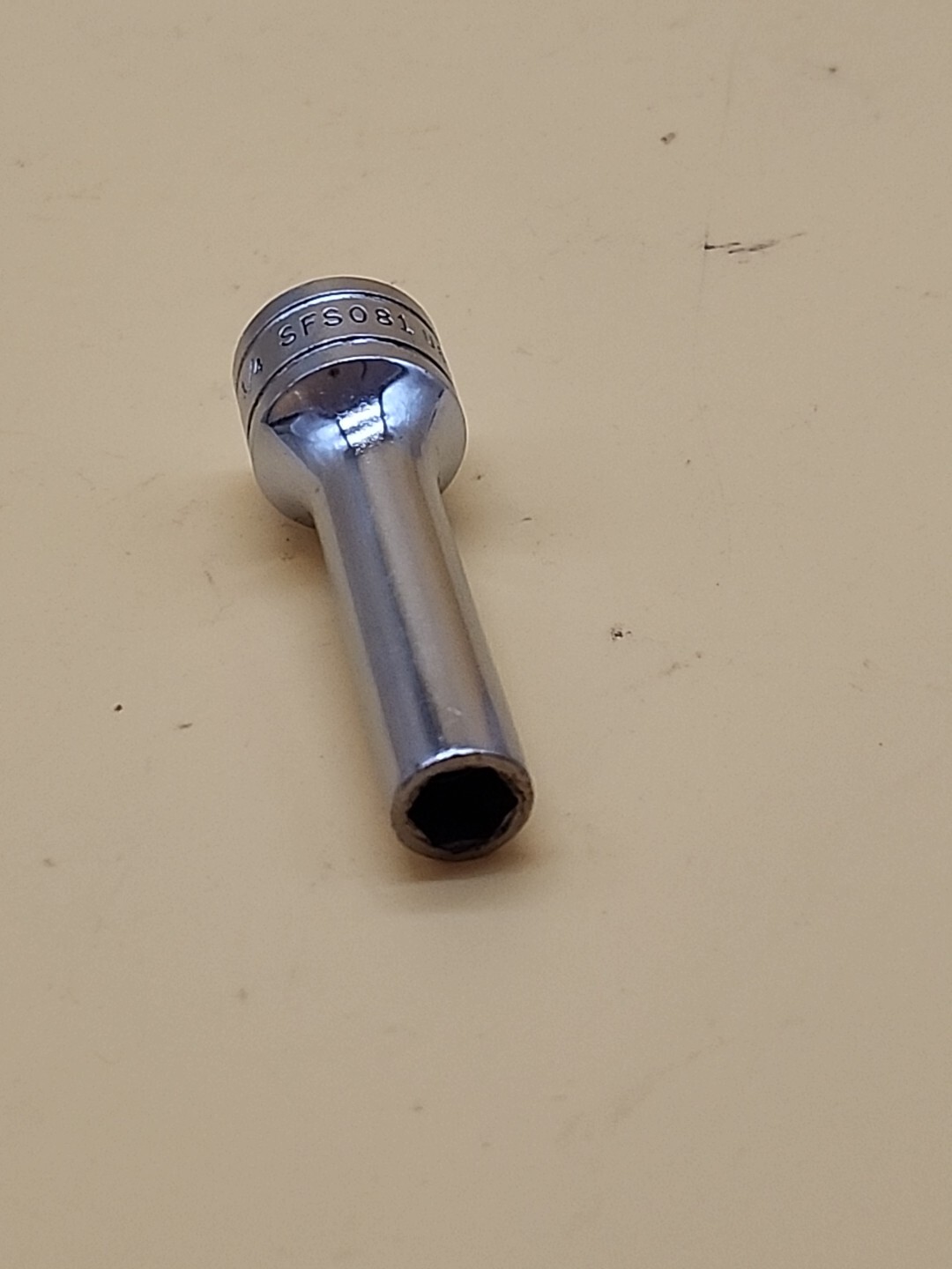 Snap-on Tools Vintage SFS081 1/4″ SAE Flank Drive Deep Socket 3/8″ Dr 6 Pt USA
