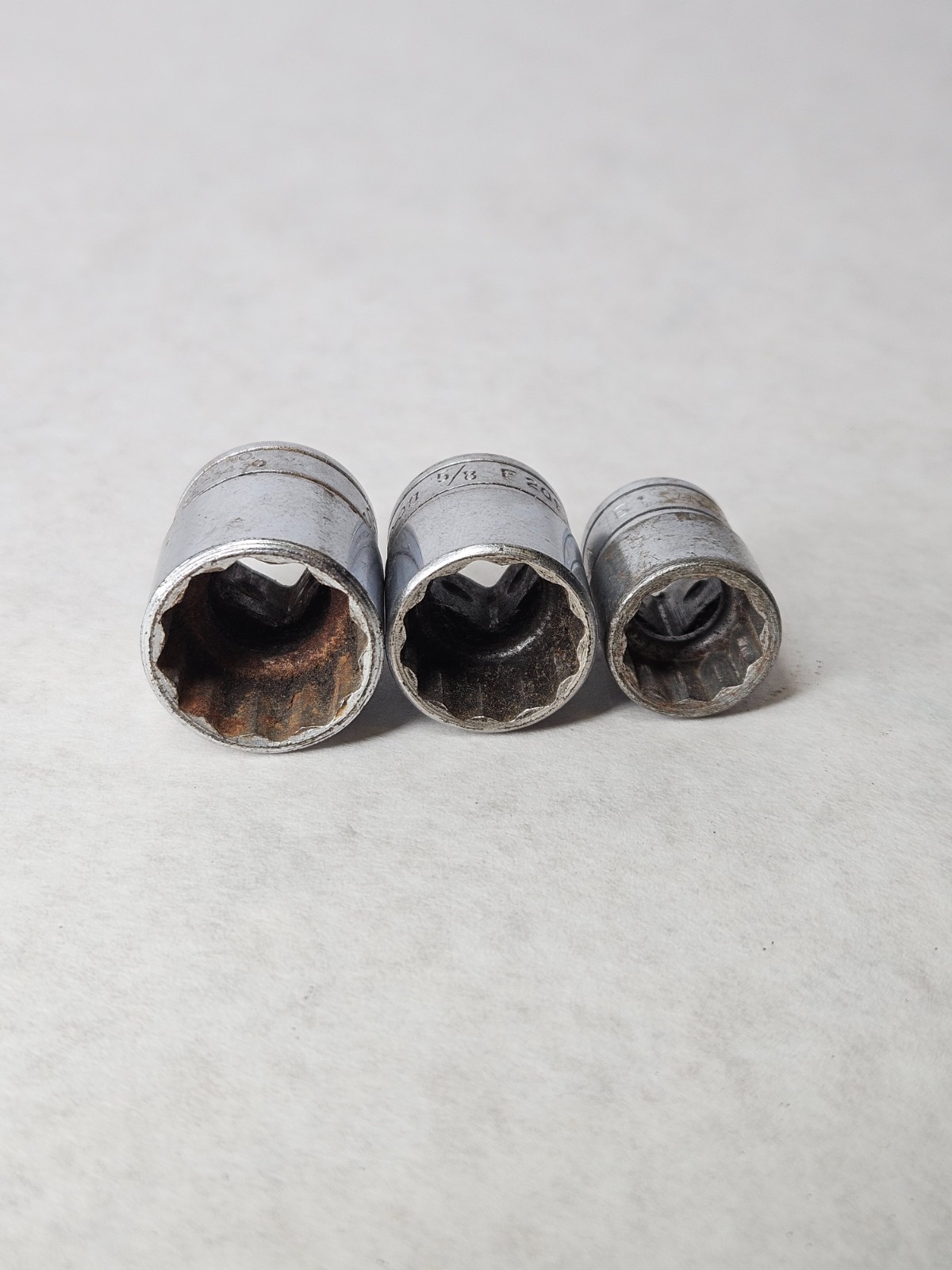 Snap-On F161 F201 F221 3/8″ Drive 12Pt SAE 1/2″ 5/8″ 11/16″ Sockets